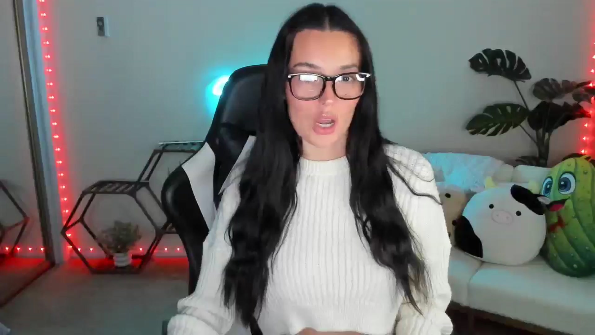 Gallery image thumbnail from SerenaBecker_'s myfreecams stream on, 04/17/2025, 06:24 image 10 of 20