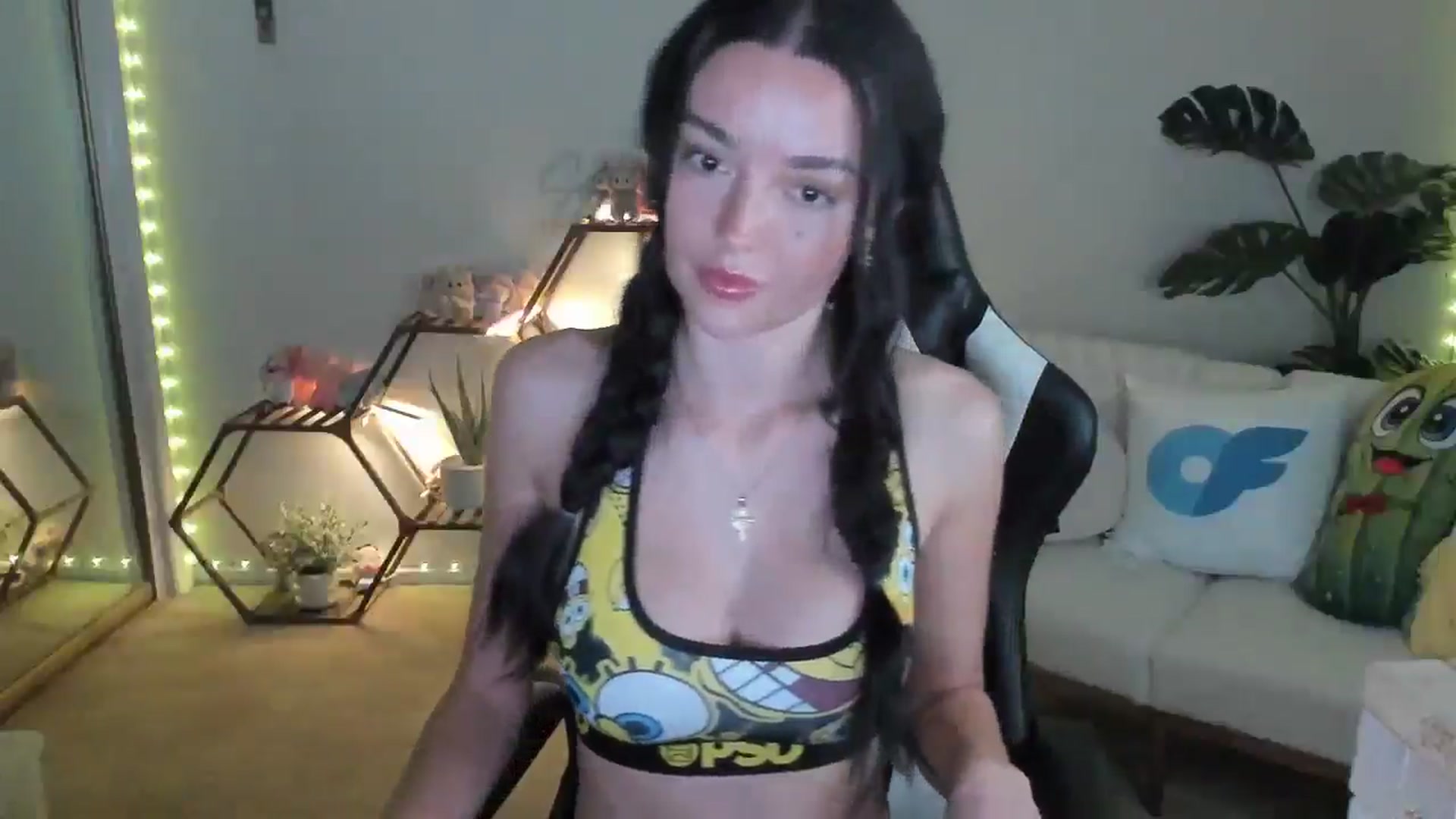 Gallery image thumbnail from SerenaBecker_'s myfreecams stream on, 06/16/2025, 05:09 image 2 of 20
