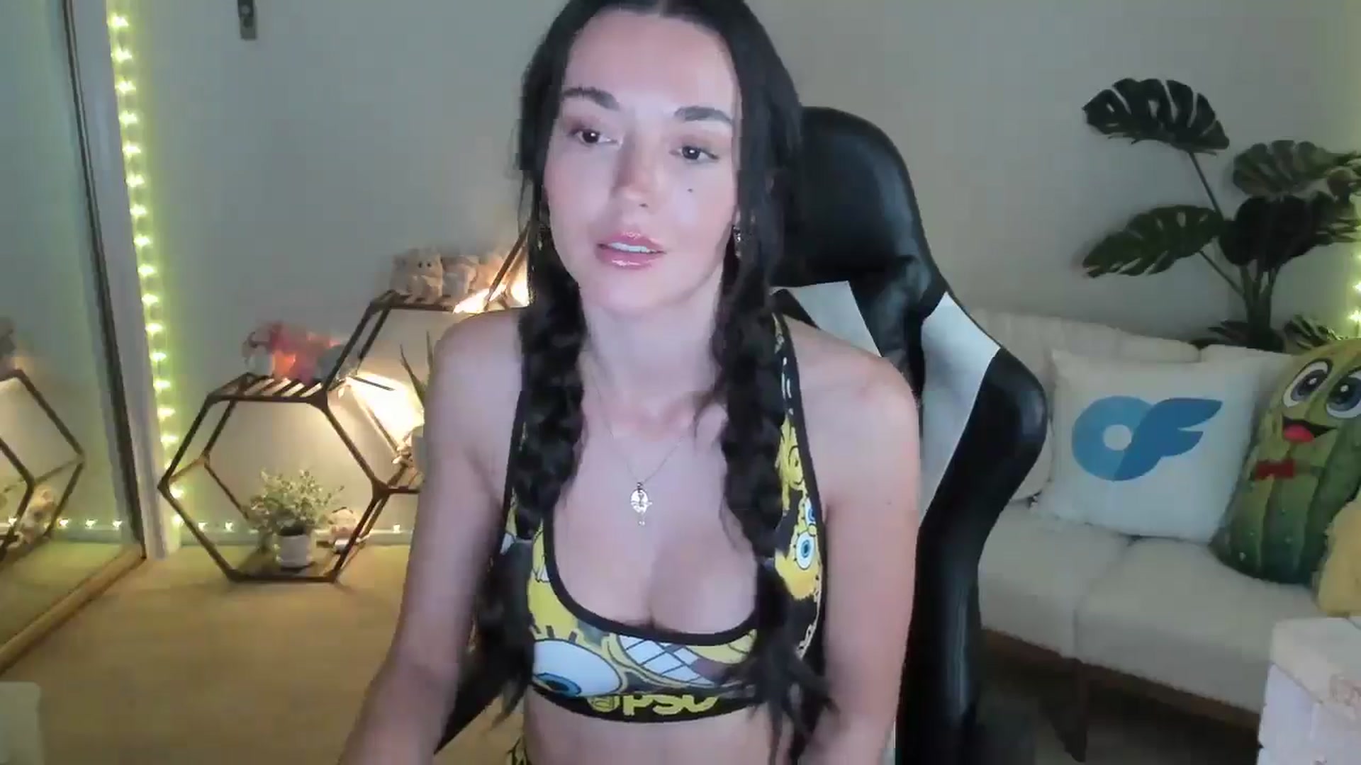 Gallery image thumbnail from SerenaBecker_'s myfreecams stream on, 06/16/2025, 05:09 image 7 of 20
