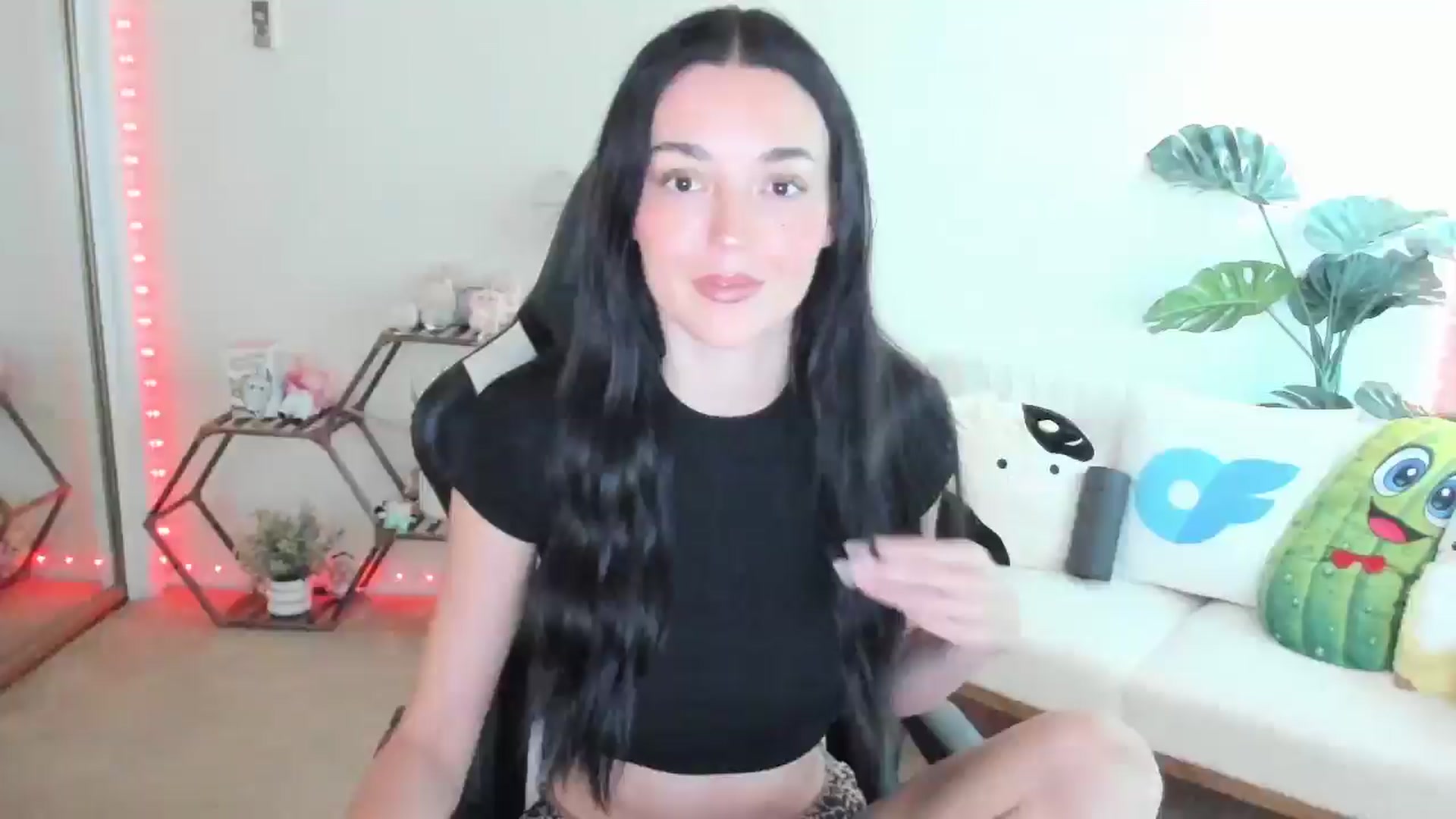 Gallery image thumbnail from SerenaBecker_'s myfreecams stream on, 07/09/2025, 24:49 image 13 of 20