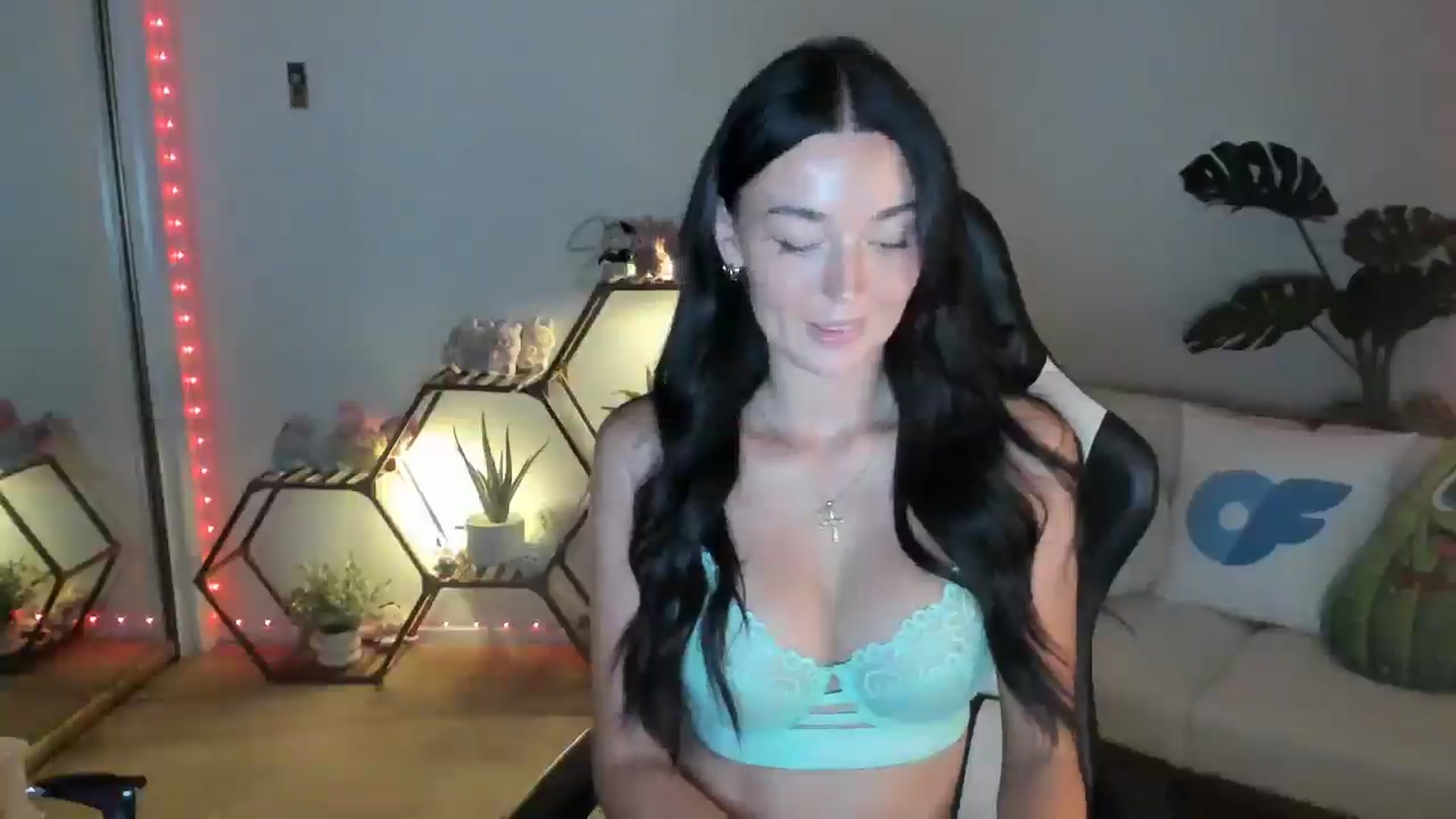 Gallery image thumbnail from SerenaBecker_'s myfreecams stream on, 07/27/2025, 05:56 image 14 of 20