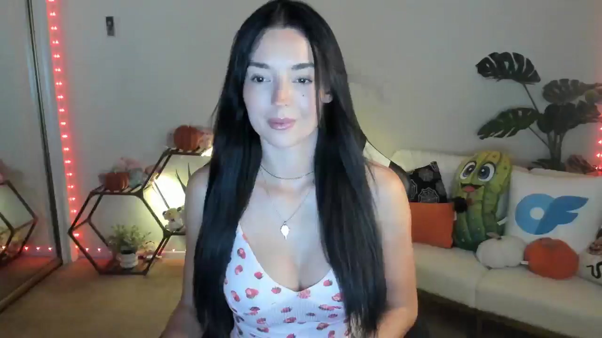 Gallery image thumbnail from SerenaBecker_'s myfreecams stream on, 09/10/2025, 03:50 image 12 of 20