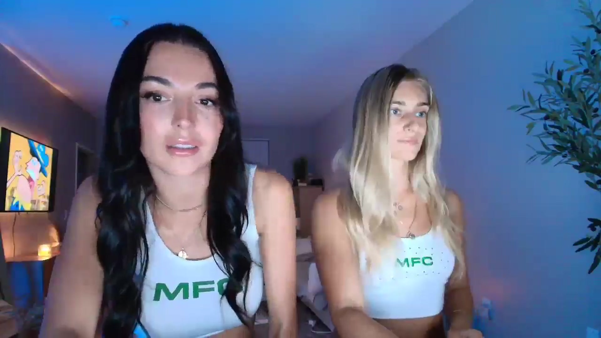 Gallery image thumbnail from SerenaBecker_'s myfreecams stream on, 09/11/2025, 05:44 image 3 of 20
