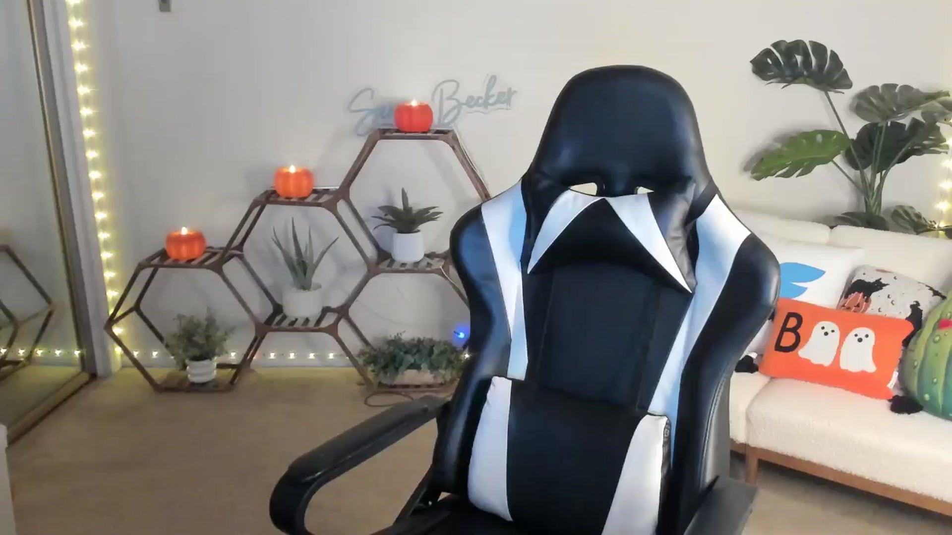 Gallery image thumbnail from SerenaBecker_'s myfreecams stream on, 09/26/2025, 03:23 image 3 of 20