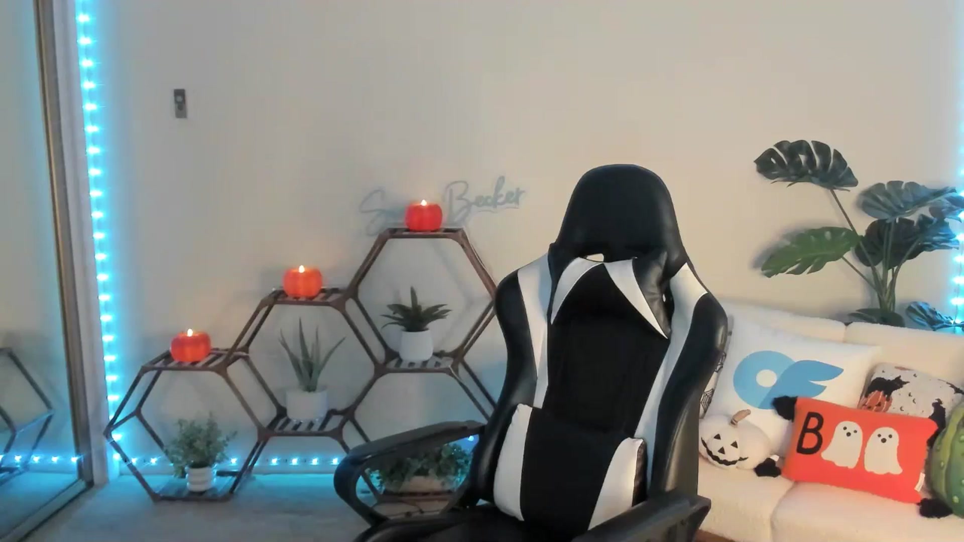Gallery image thumbnail from SerenaBecker_'s myfreecams stream on, 09/26/2025, 04:36 image 20 of 20
