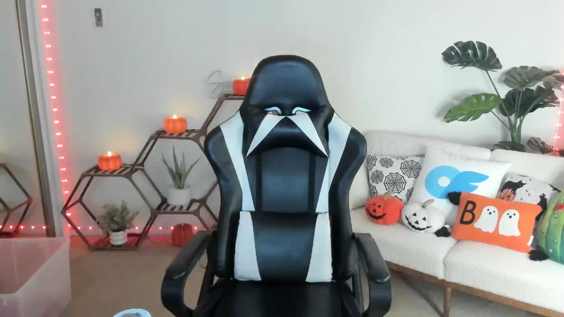 Gallery image thumbnail from SerenaBecker_'s myfreecams stream on, 10/01/2025, 06:29 image 4 of 20