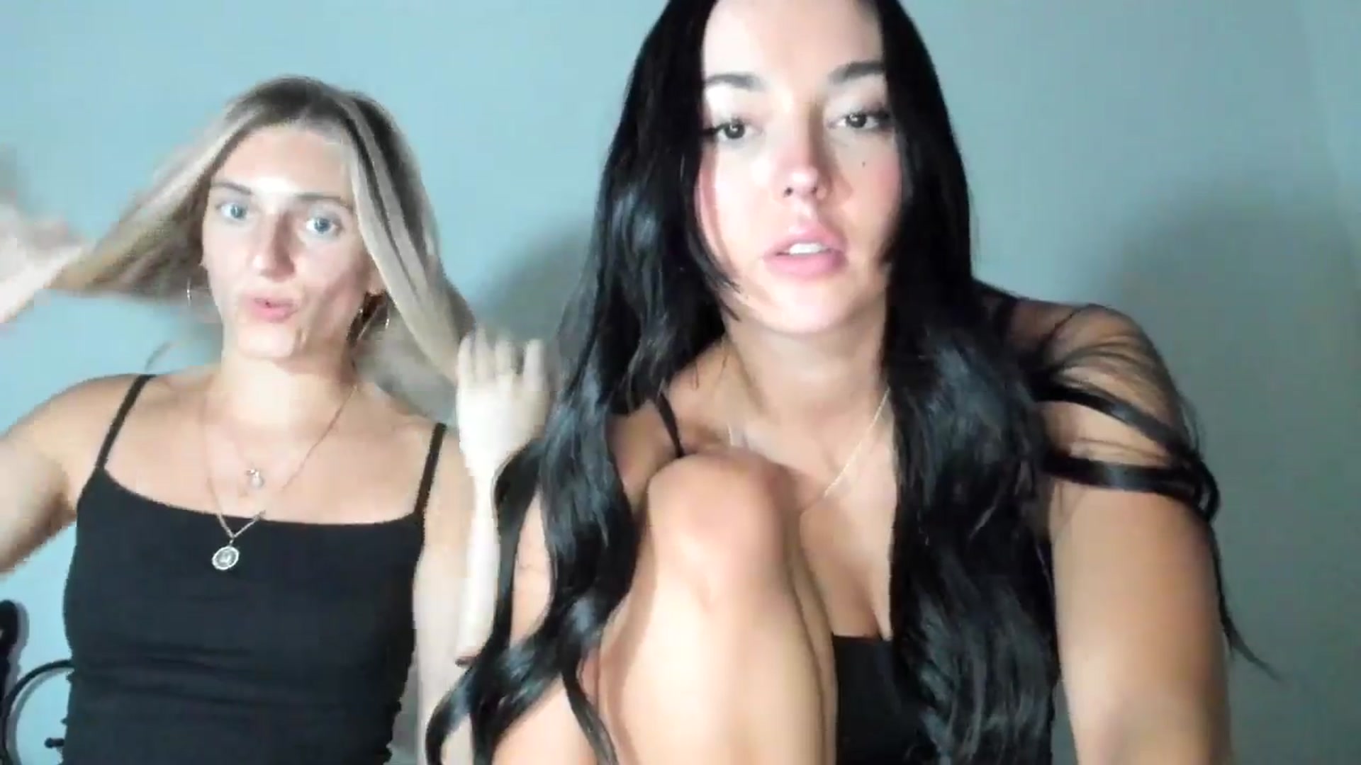 Gallery image thumbnail from SerenaBecker_'s myfreecams stream on, 10/05/2025, 08:14 image 12 of 20
