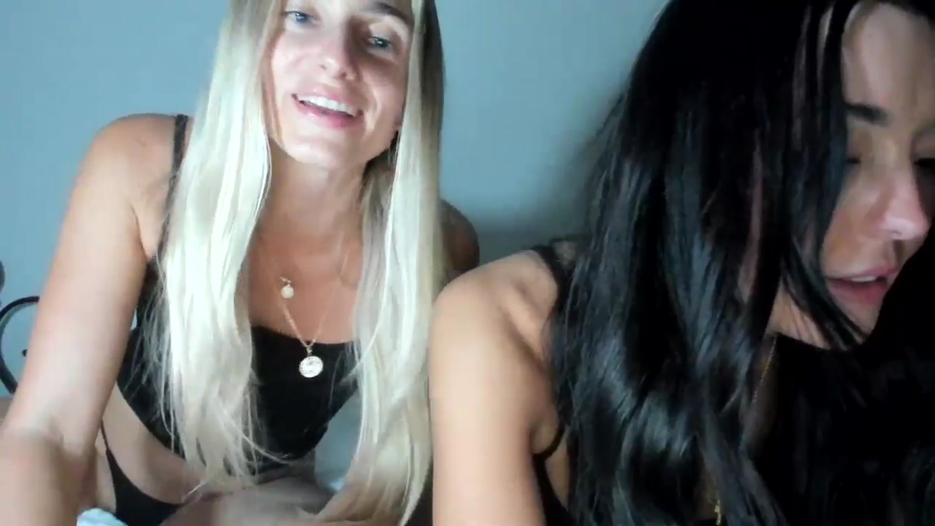 Gallery image thumbnail from SerenaBecker_'s myfreecams stream on, 10/05/2025, 08:14 image 16 of 20