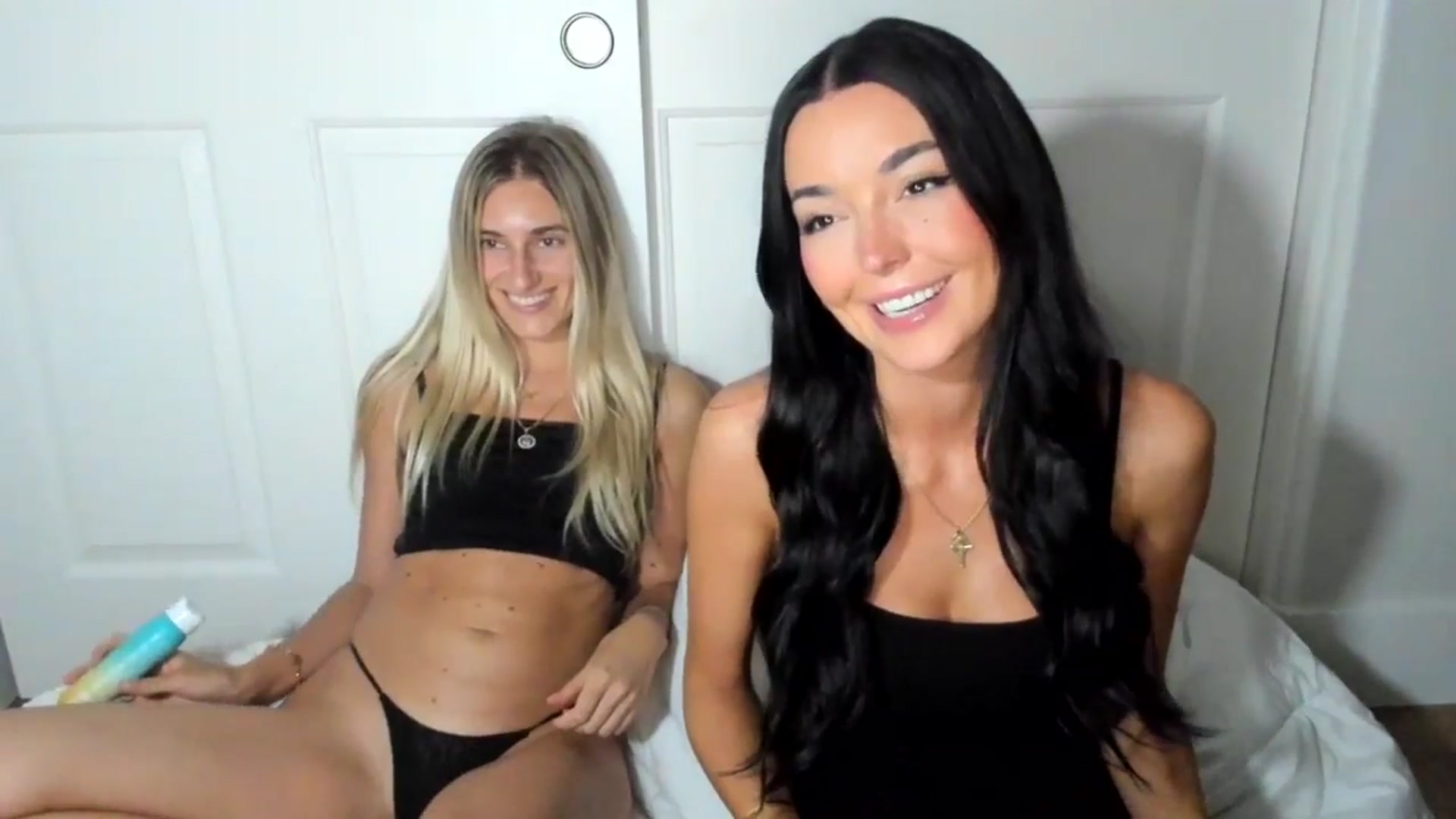 Gallery image thumbnail from SerenaBecker_'s myfreecams stream on, 10/06/2025, 06:44 image 10 of 20