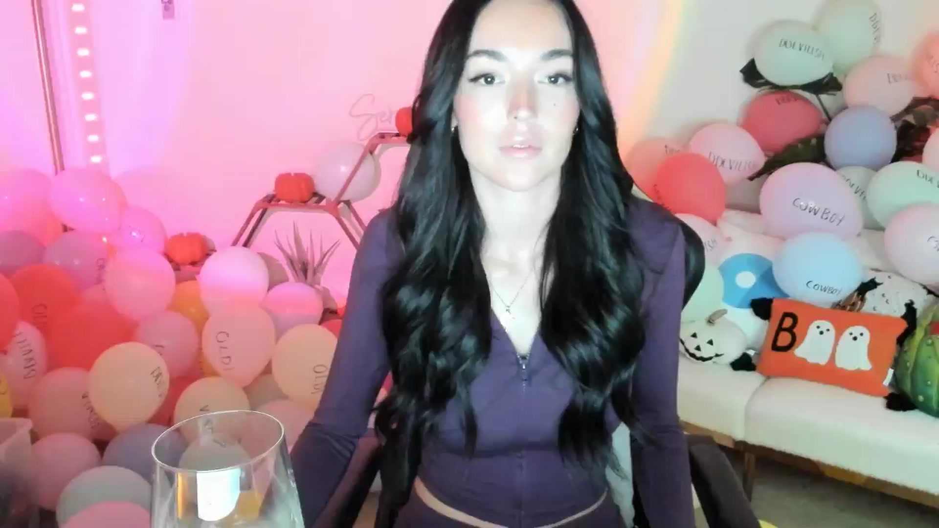 Gallery image thumbnail from SerenaBecker_'s myfreecams stream on, 10/15/2025, 08:57 image 1 of 20