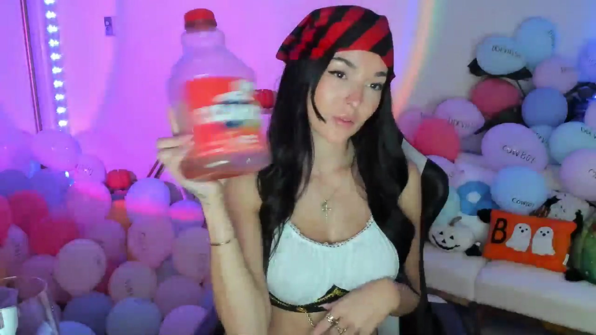 Gallery image thumbnail from SerenaBecker_'s myfreecams stream on, 10/15/2025, 08:57 image 8 of 20