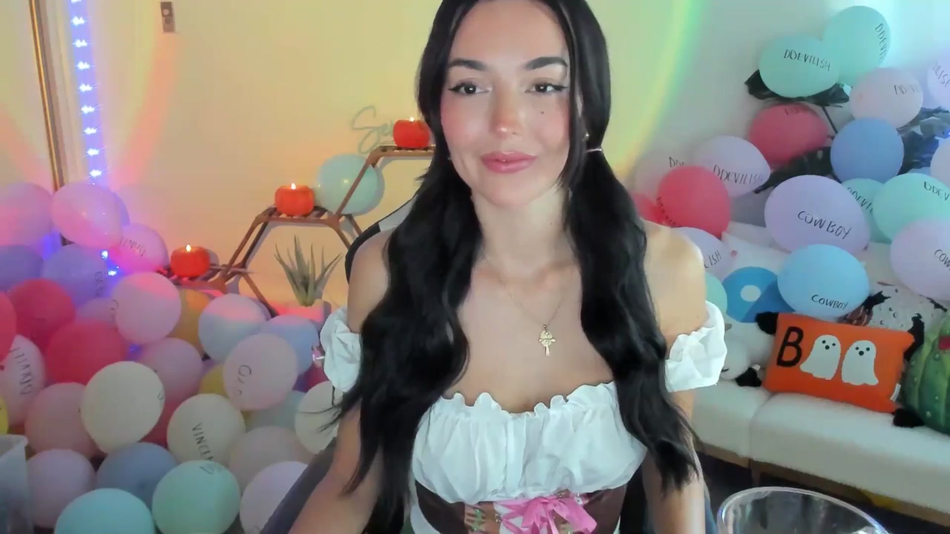 Gallery image thumbnail from SerenaBecker_'s myfreecams stream on, 10/15/2025, 23:59 image 2 of 20