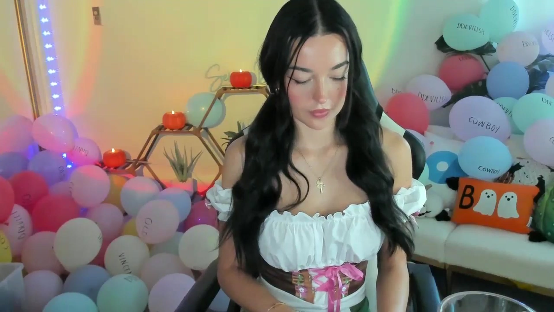Gallery image thumbnail from SerenaBecker_'s myfreecams stream on, 10/15/2025, 23:59 image 4 of 20