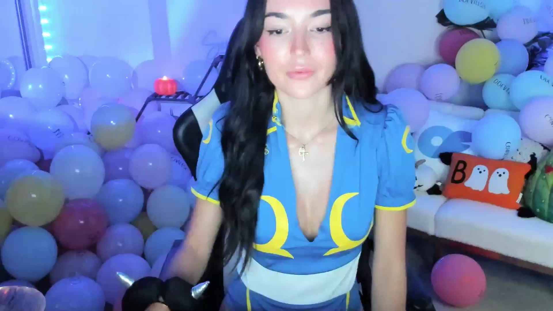 Gallery image thumbnail from SerenaBecker_'s myfreecams stream on, 10/19/2025, 06:33 image 10 of 20