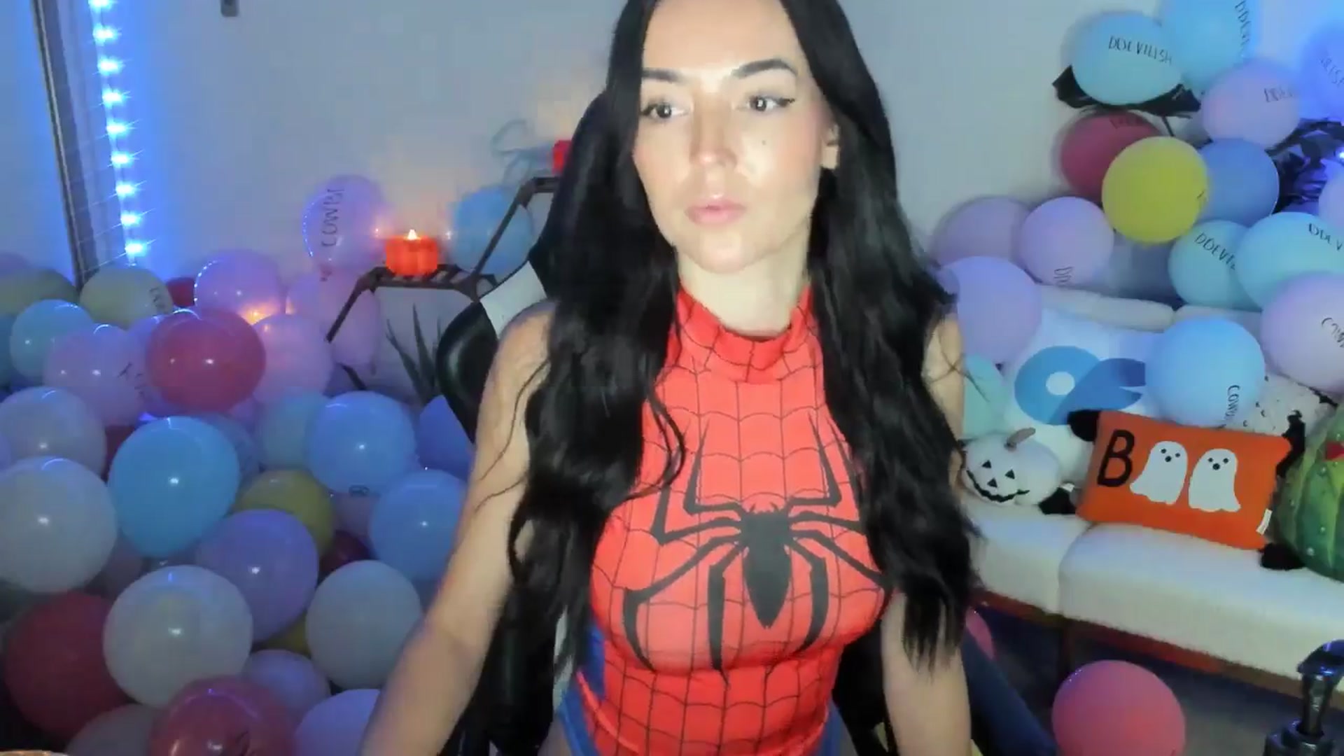 Gallery image thumbnail from SerenaBecker_'s myfreecams stream on, 10/20/2025, 02:44 image 15 of 20