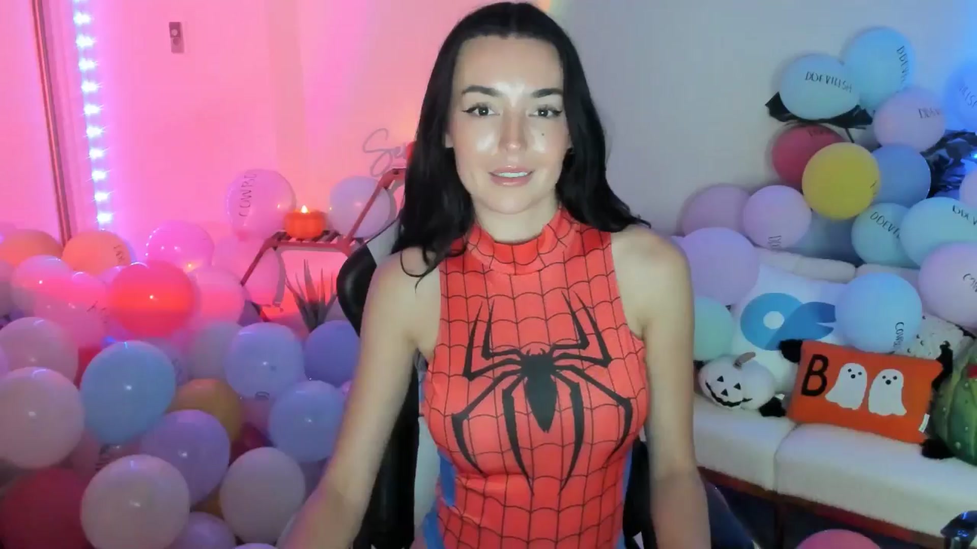 Gallery image thumbnail from SerenaBecker_'s myfreecams stream on, 10/20/2025, 03:47 image 16 of 20