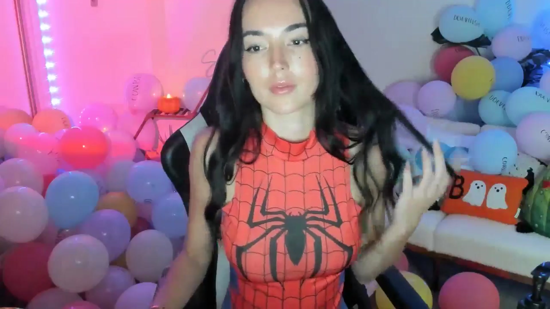 Gallery image thumbnail from SerenaBecker_'s myfreecams stream on, 10/20/2025, 03:47 image 5 of 20