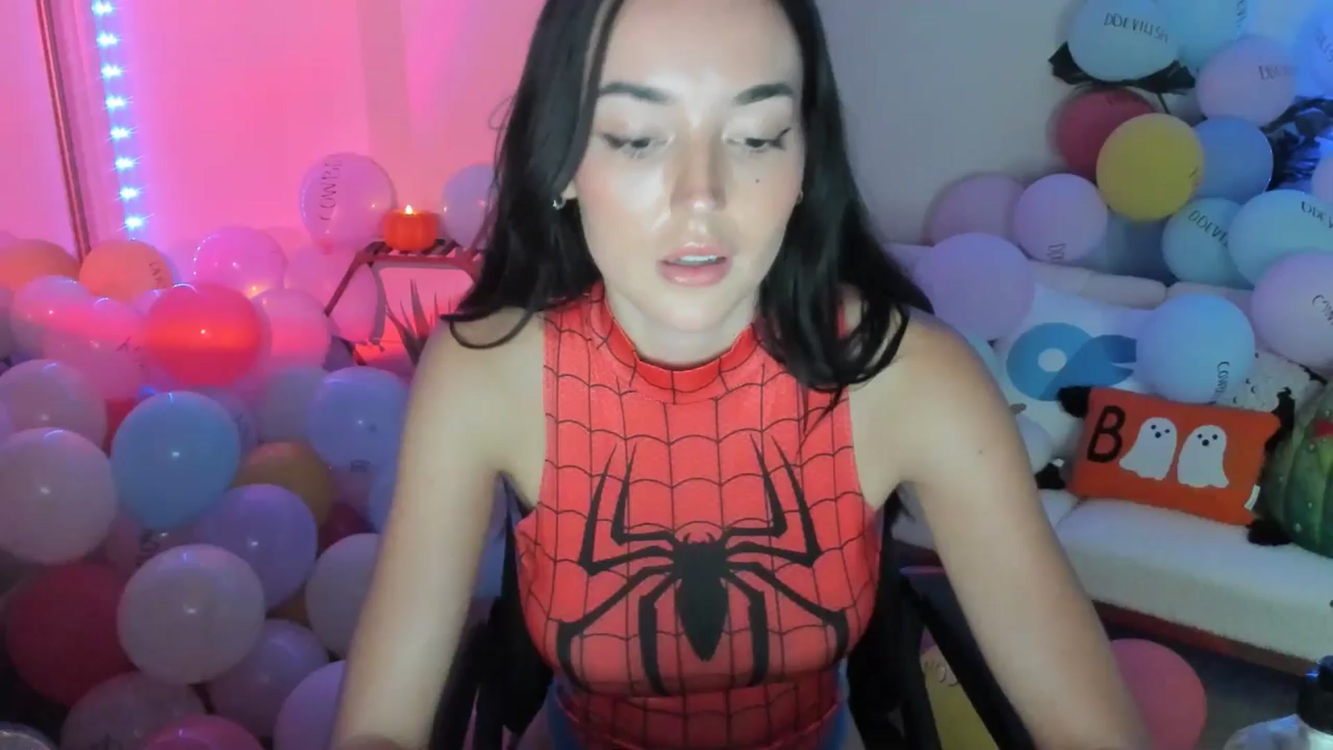 Gallery image thumbnail from SerenaBecker_'s myfreecams stream on, 10/20/2025, 05:30 image 1 of 20
