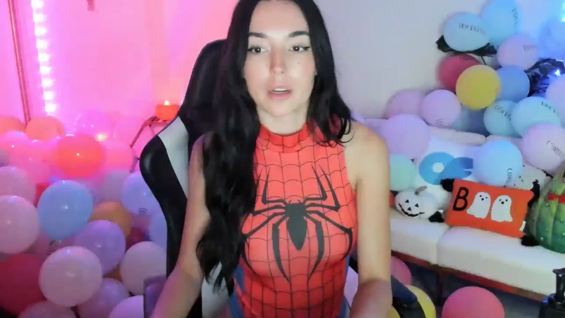 Gallery image thumbnail from SerenaBecker_'s myfreecams stream on, 10/20/2025, 05:30 image 14 of 20