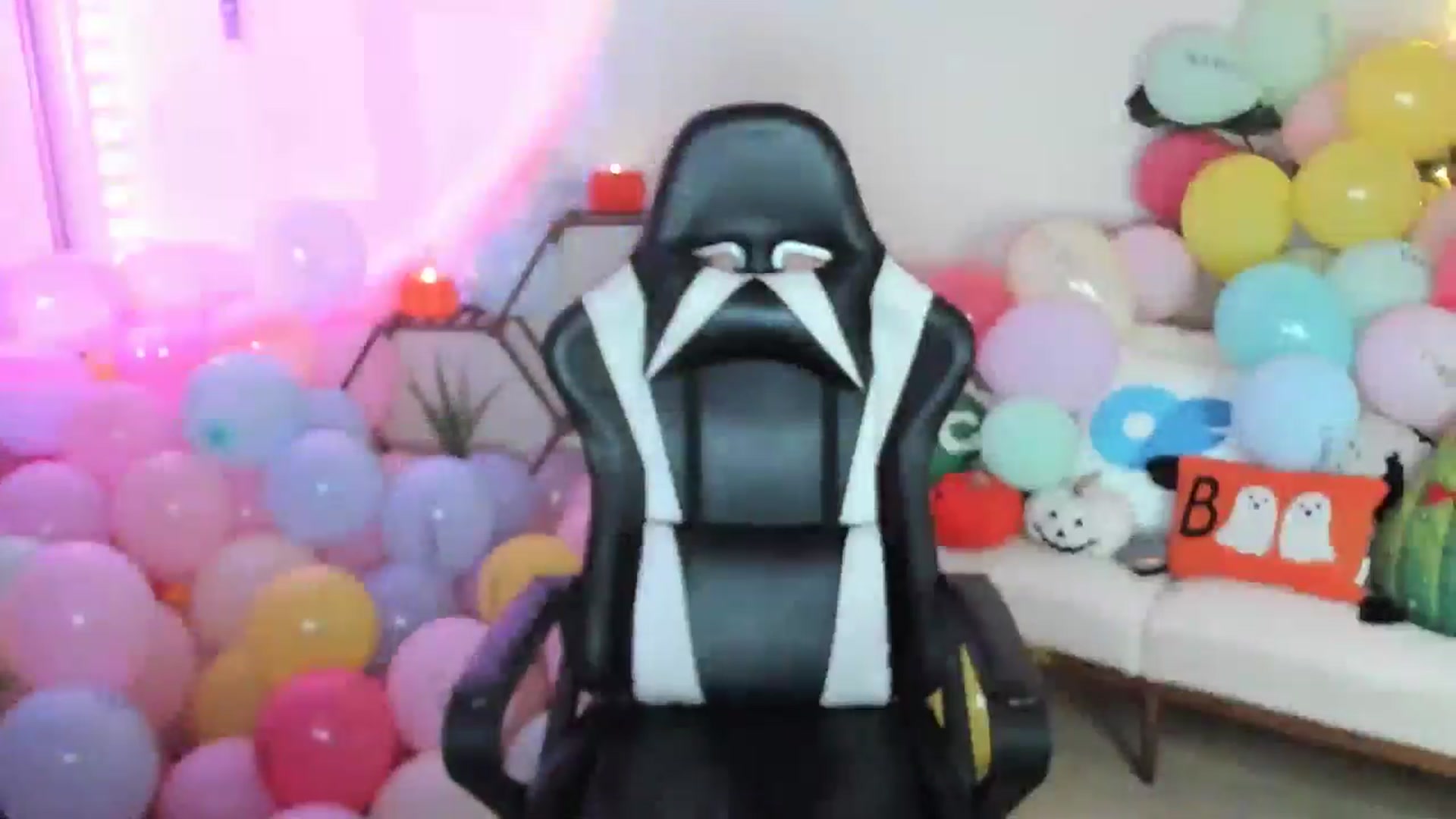 Gallery image thumbnail from SerenaBecker_'s myfreecams stream on, 10/22/2025, 07:03 image 10 of 20