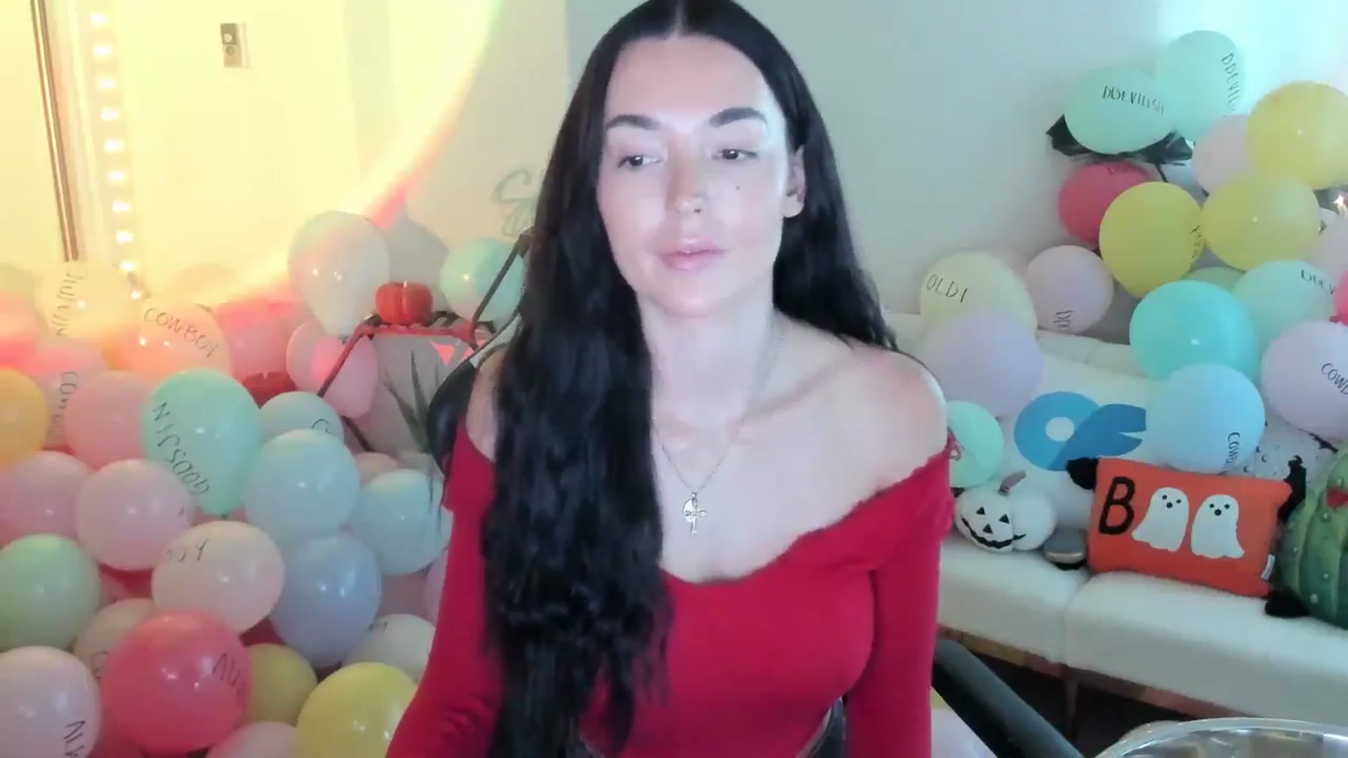 Gallery image thumbnail from SerenaBecker_'s myfreecams stream on, 10/23/2025, 24:58 image 6 of 20