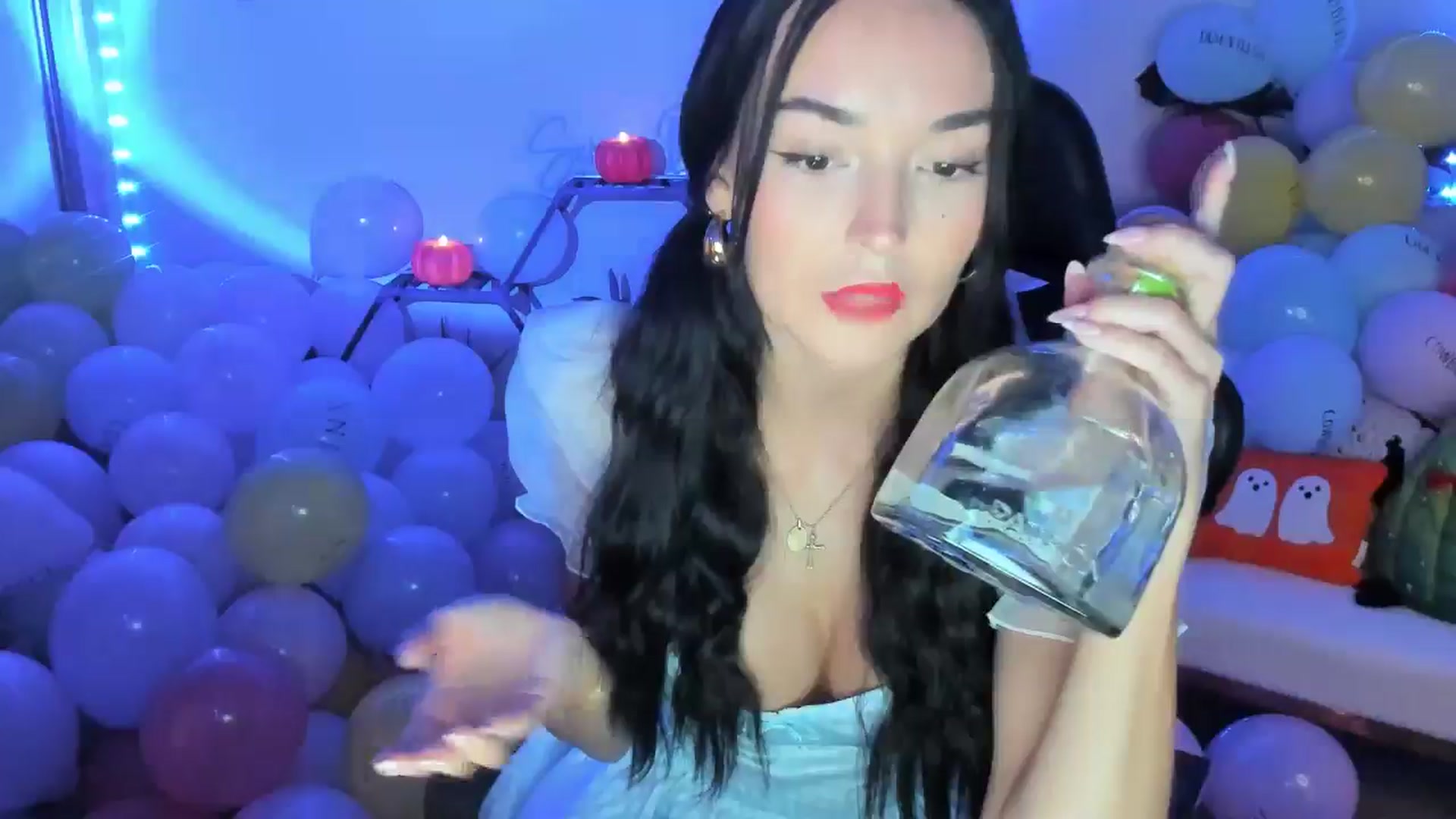Gallery image thumbnail from SerenaBecker_'s myfreecams stream on, 10/24/2025, 04:03 image 14 of 20