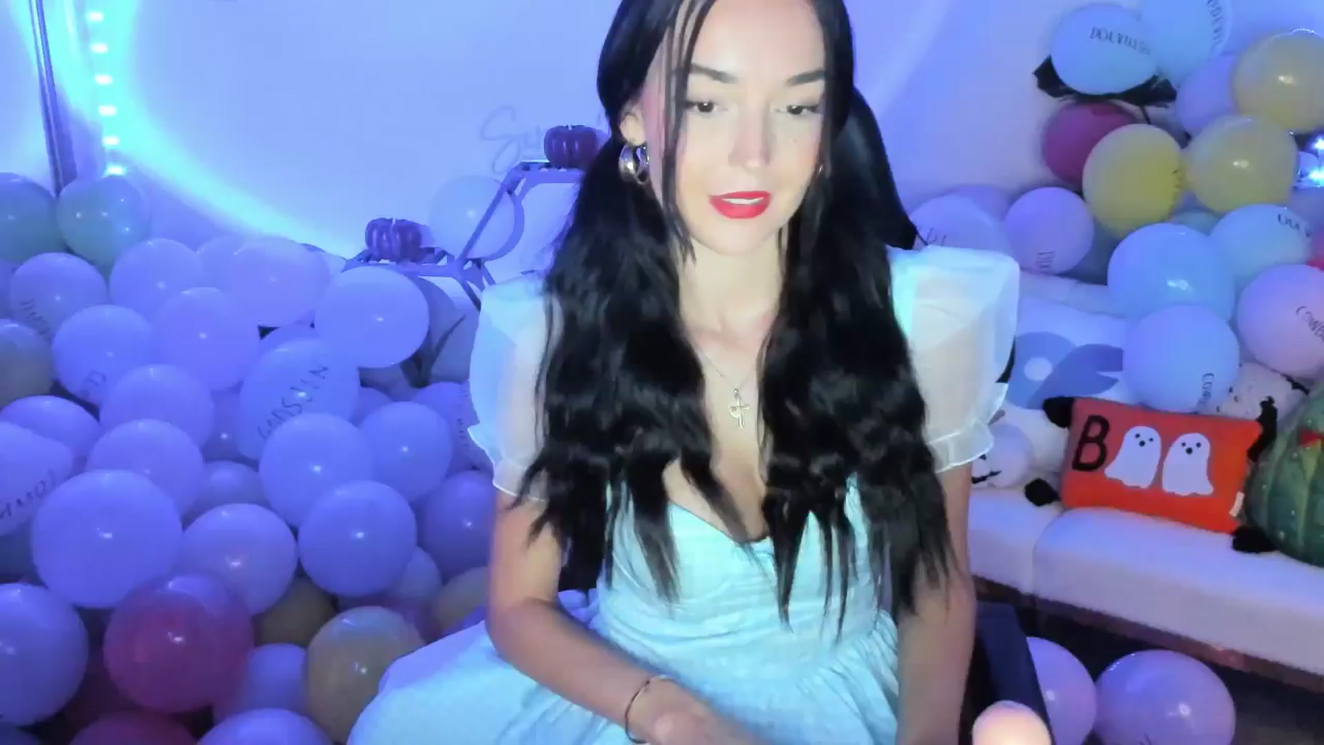 Gallery image thumbnail from SerenaBecker_'s myfreecams stream on, 10/24/2025, 04:03 image 10 of 20