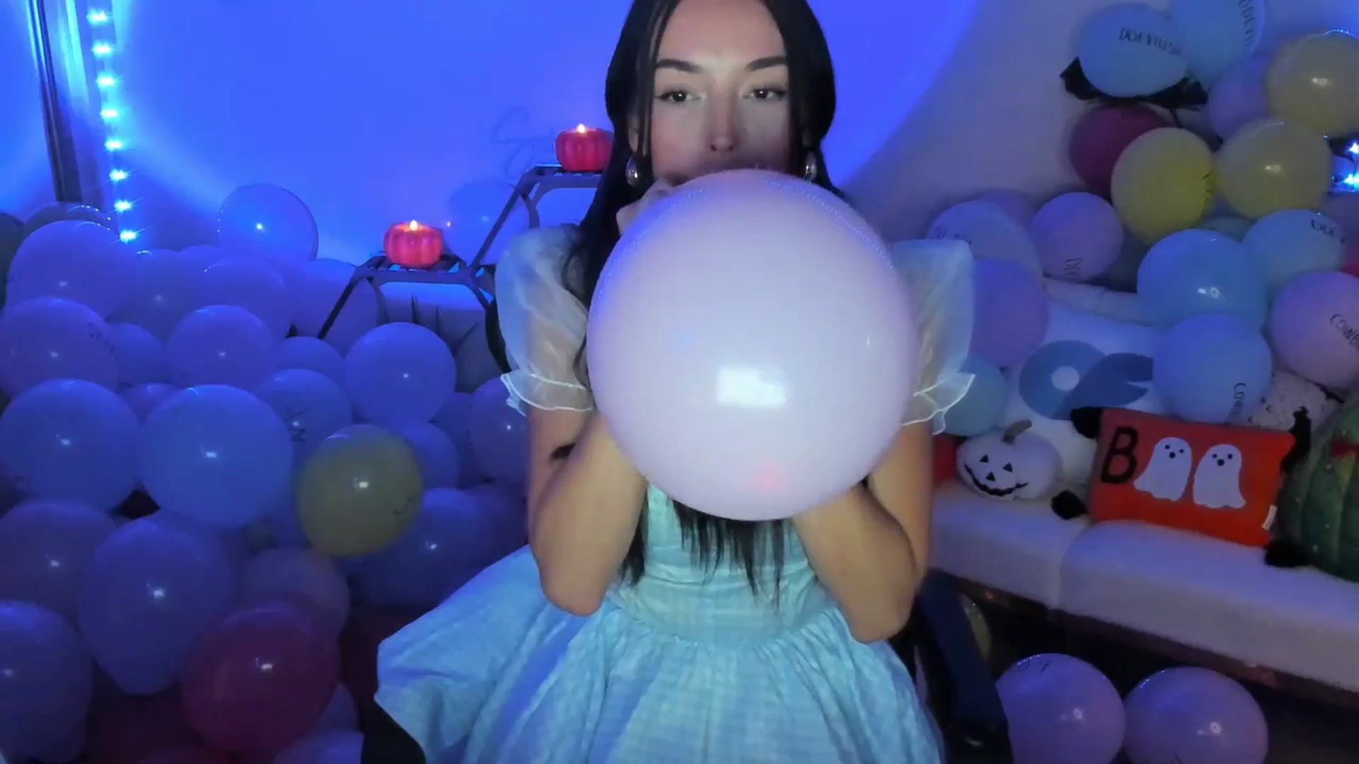 Gallery image thumbnail from SerenaBecker_'s myfreecams stream on, 10/24/2025, 05:59 image 6 of 20