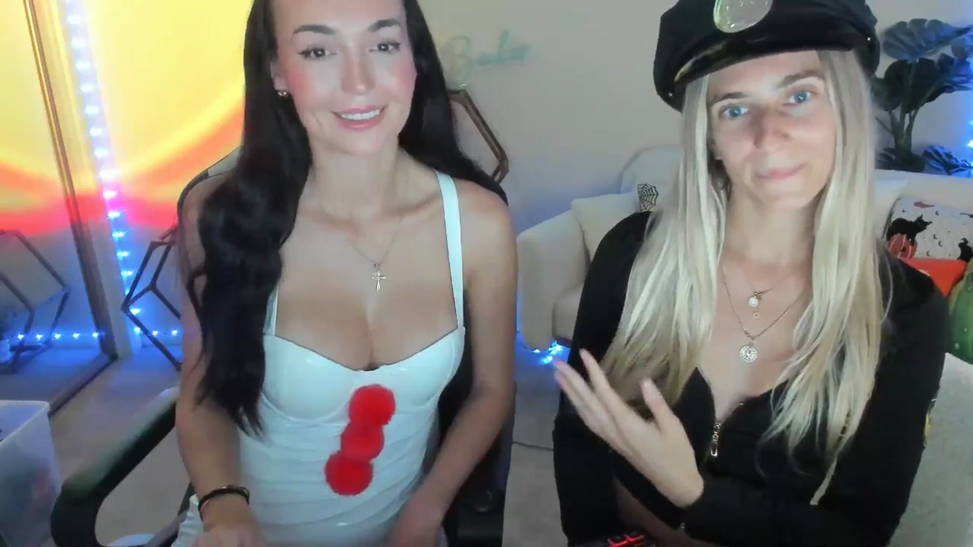 Gallery image thumbnail from SerenaBecker_'s myfreecams stream on, 10/30/2025, 08:04 image 10 of 20