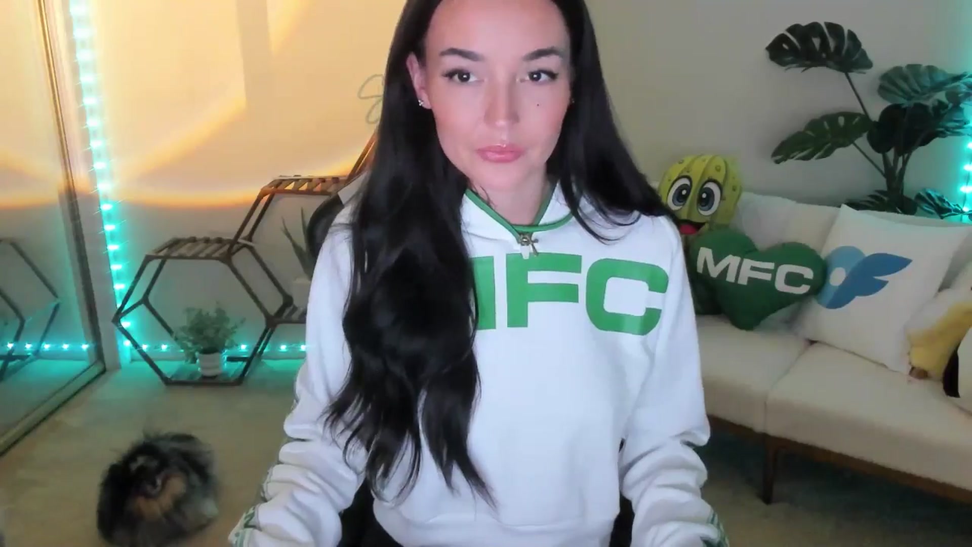 Gallery image thumbnail from SerenaBecker_'s myfreecams stream on, 11/04/2025, 04:26 image 7 of 20