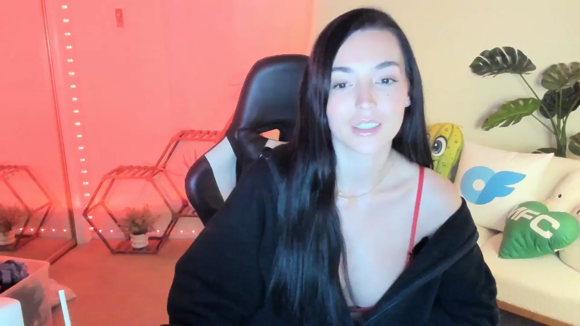 Gallery image thumbnail from SerenaBecker_'s myfreecams stream on, 02/05/2026, 05:56 image 14 of 20