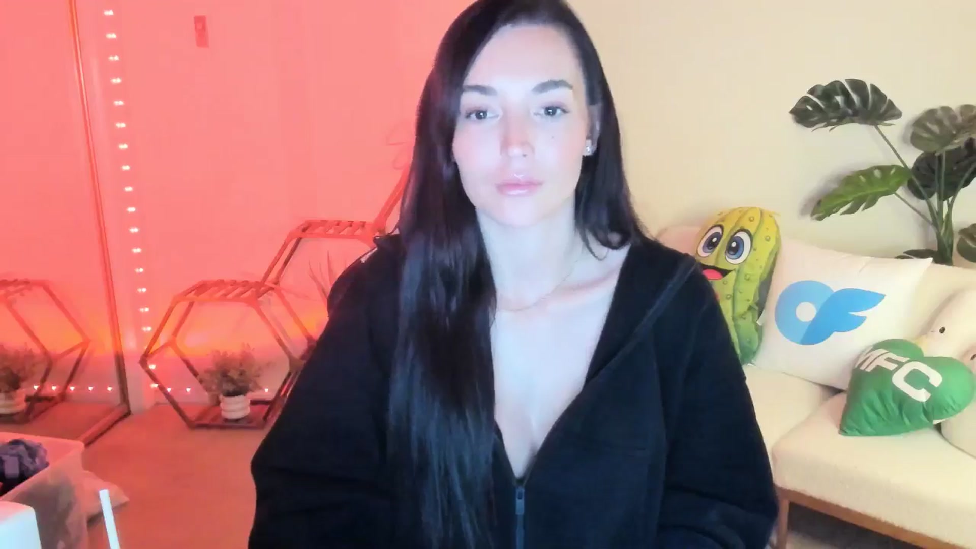Gallery image thumbnail from SerenaBecker_'s myfreecams stream on, 02/05/2026, 05:56 image 5 of 20