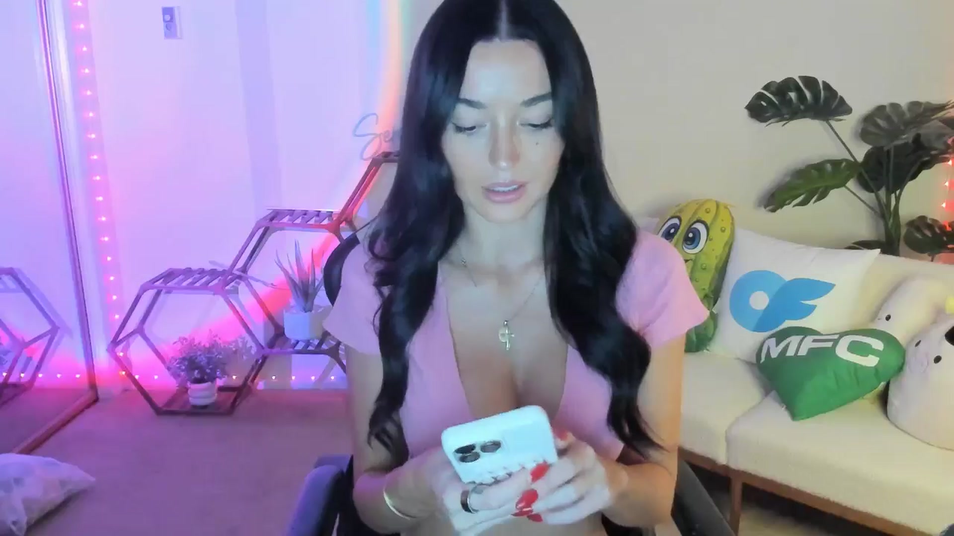 Gallery image thumbnail from SerenaBecker_'s myfreecams stream on, 02/11/2026, 02:21 image 11 of 20