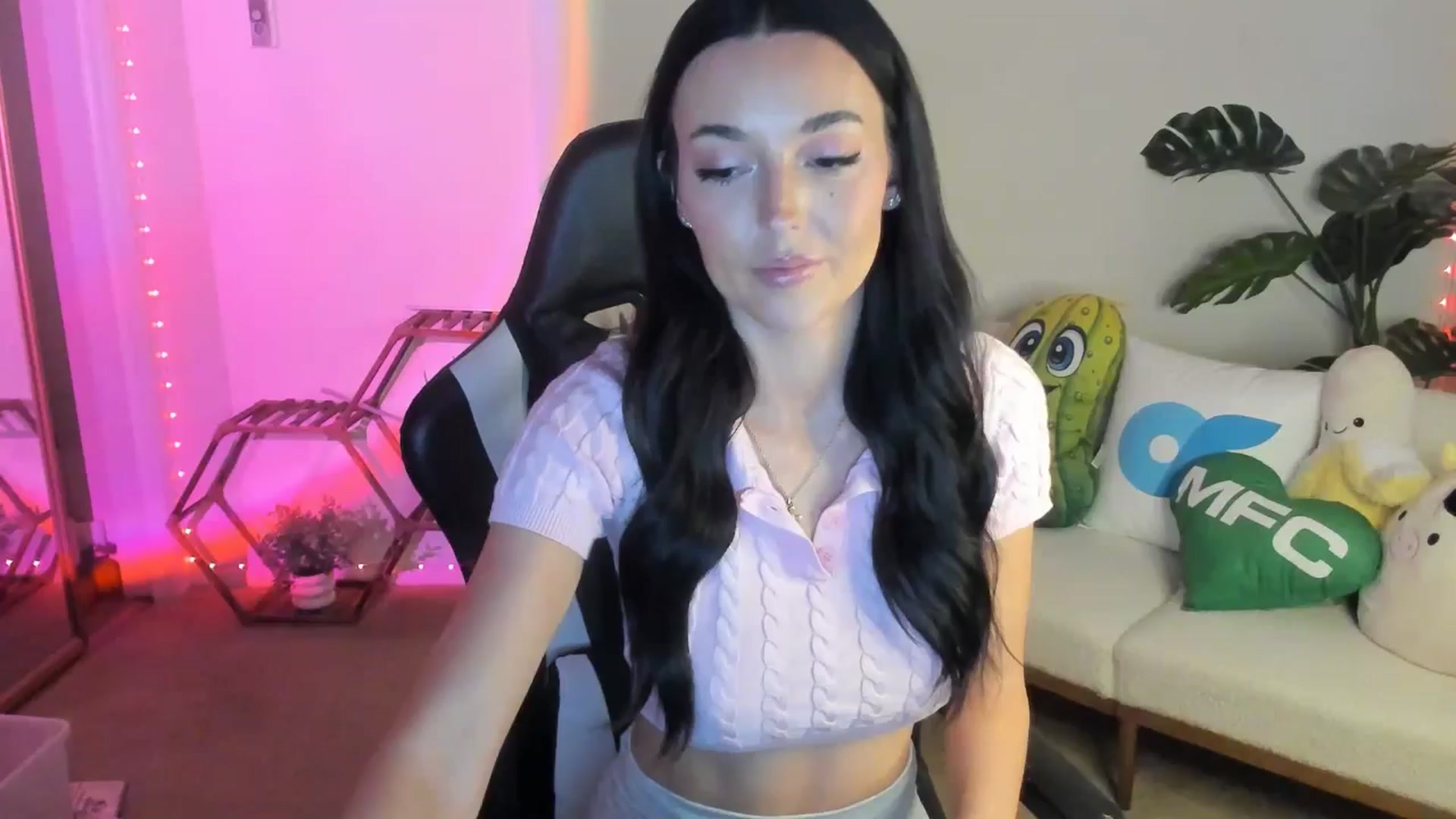 Gallery image thumbnail from SerenaBecker_'s myfreecams stream on, 02/15/2026, 02:14 image 8 of 20
