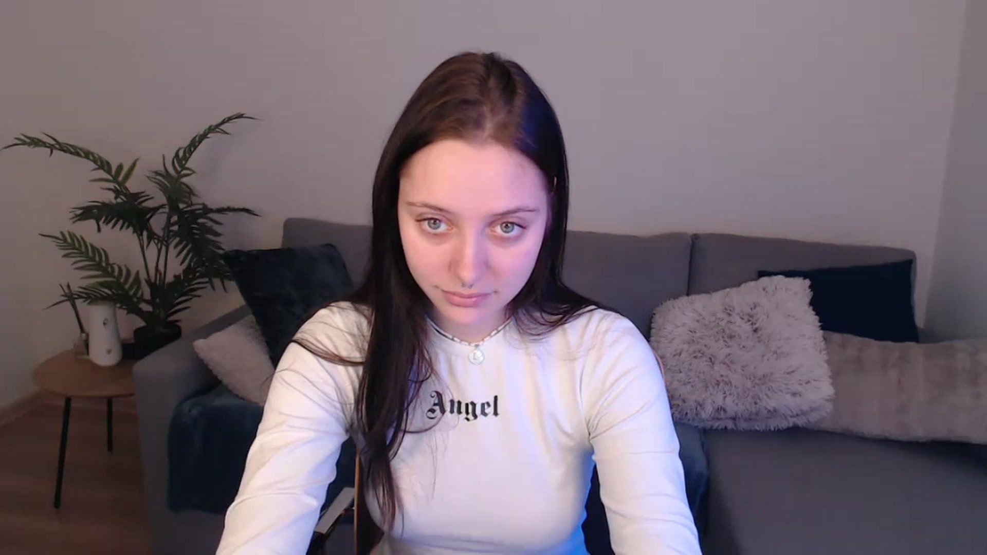 Gallery image thumbnail from SerenaSantos's myfreecams stream on, 03/04/2024, 10:39 image 17 of 20