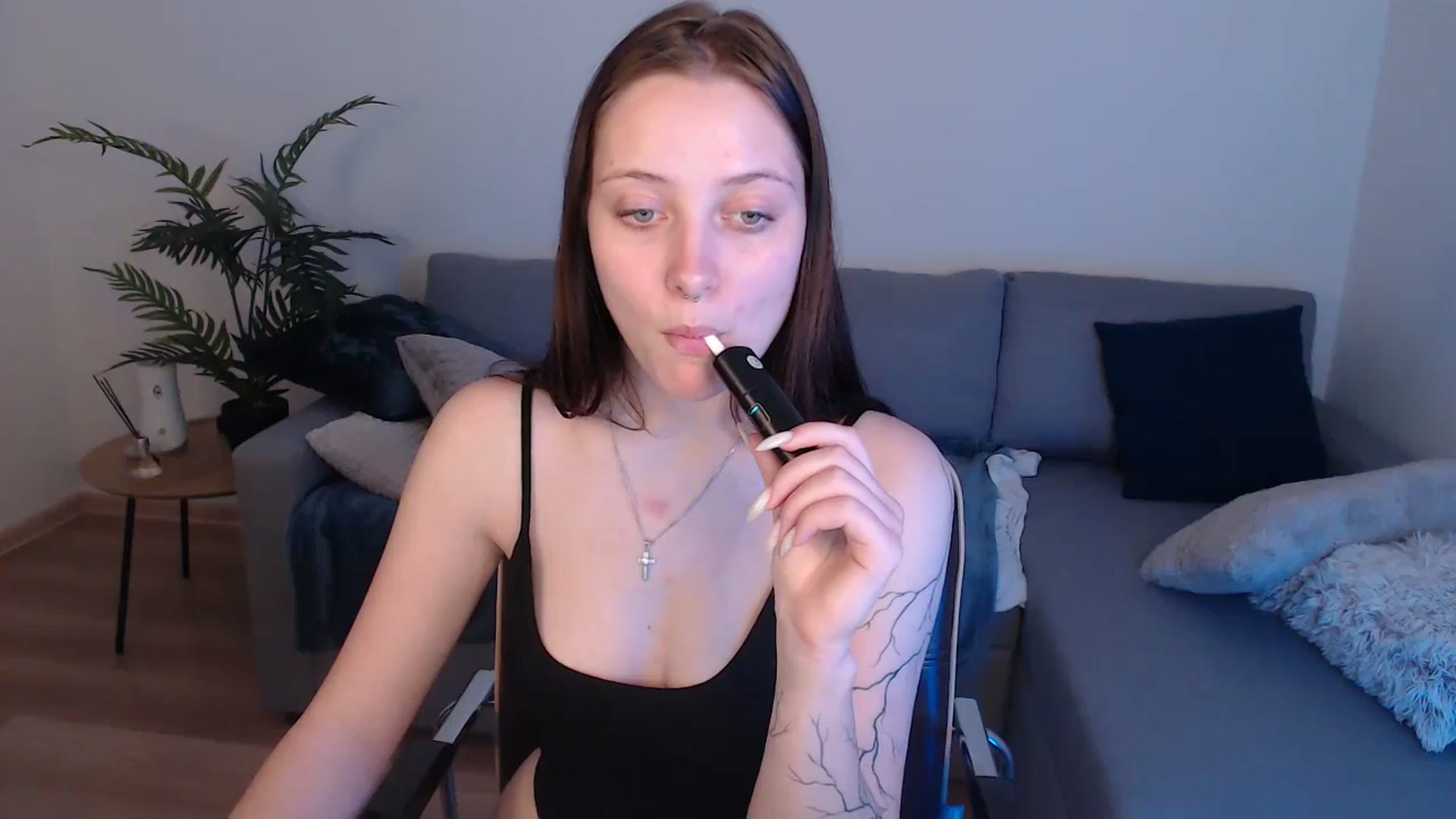 Gallery image thumbnail from SerenaSantos's myfreecams stream on, 04/23/2024, 12:54 image 11 of 20