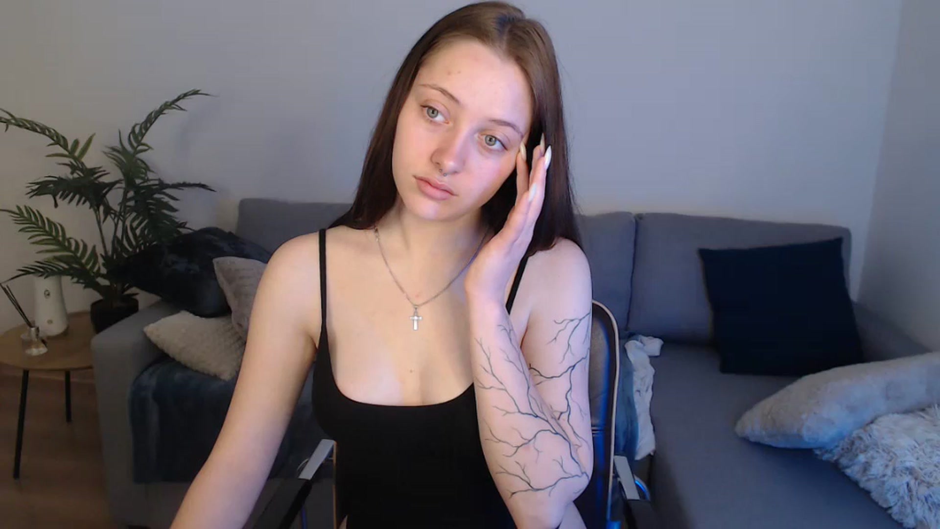Gallery image thumbnail from SerenaSantos's myfreecams stream on, 04/26/2024, 08:50 image 7 of 20