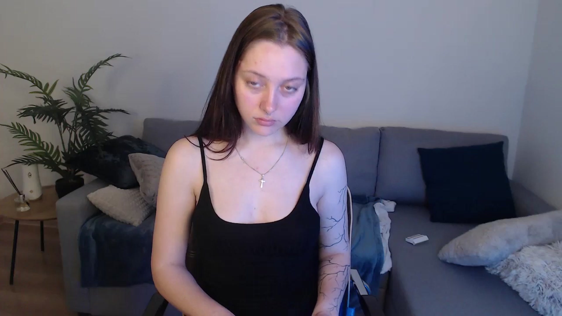 Gallery image thumbnail from SerenaSantos's myfreecams stream on, 04/26/2024, 10:17 image 12 of 20