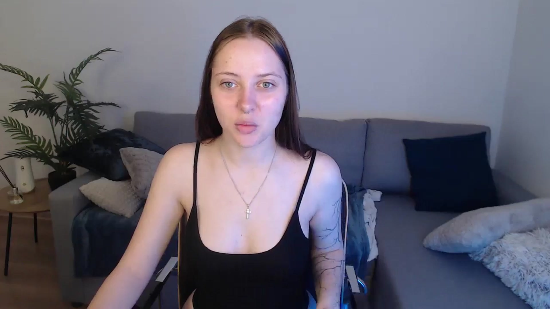 Gallery image thumbnail from SerenaSantos's myfreecams stream on, 04/27/2024, 09:03 image 9 of 20