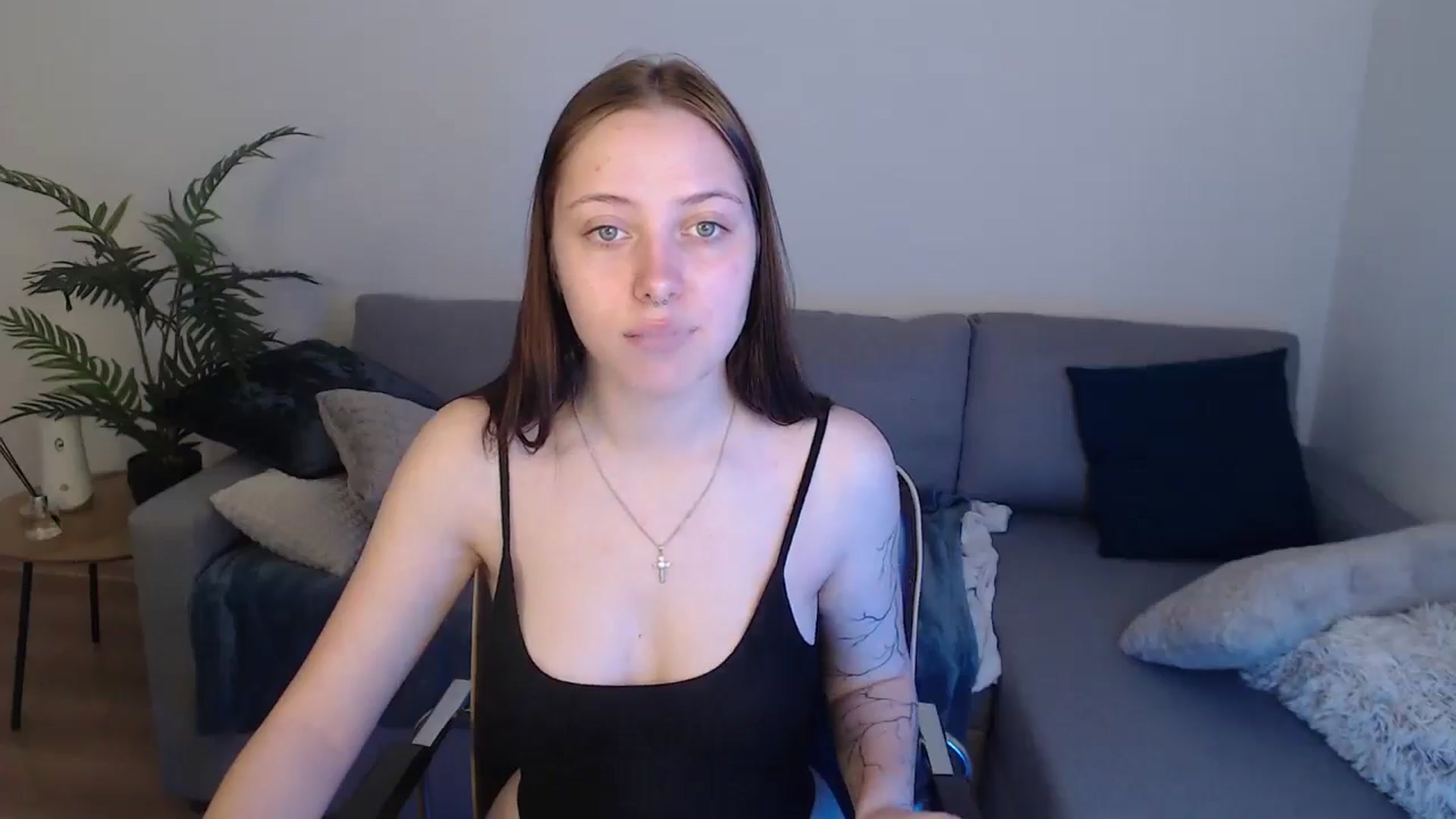 Gallery image thumbnail from SerenaSantos's myfreecams stream on, 04/27/2024, 09:03 image 17 of 20