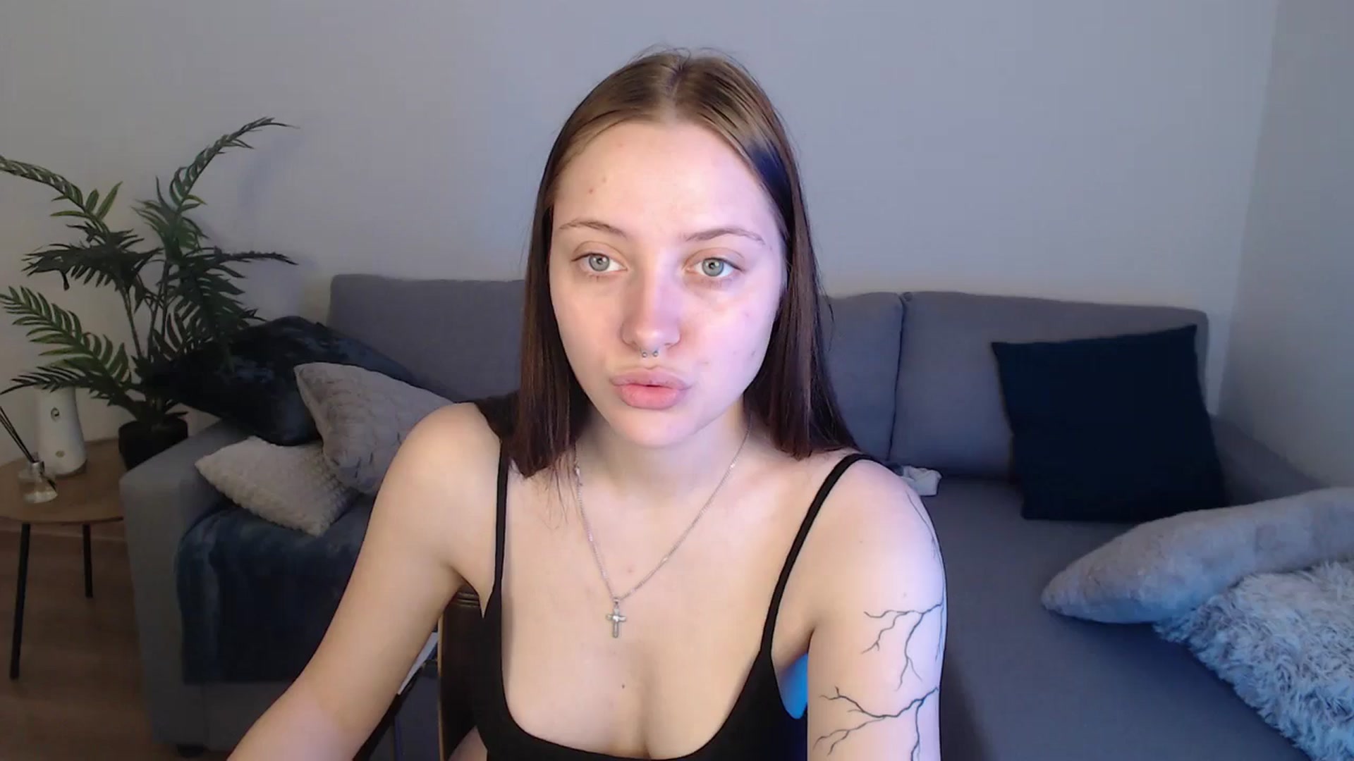 Gallery image thumbnail from SerenaSantos's myfreecams stream on, 04/27/2024, 09:03 image 5 of 20