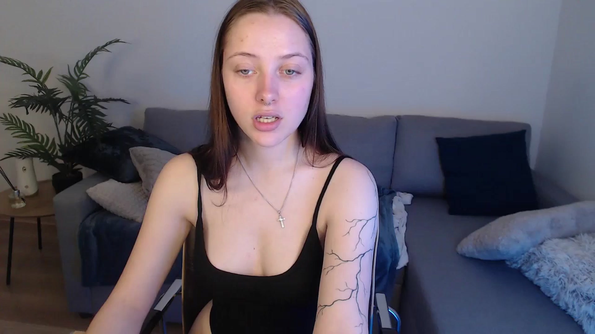Gallery image thumbnail from SerenaSantos's myfreecams stream on, 04/27/2024, 10:55 image 7 of 20