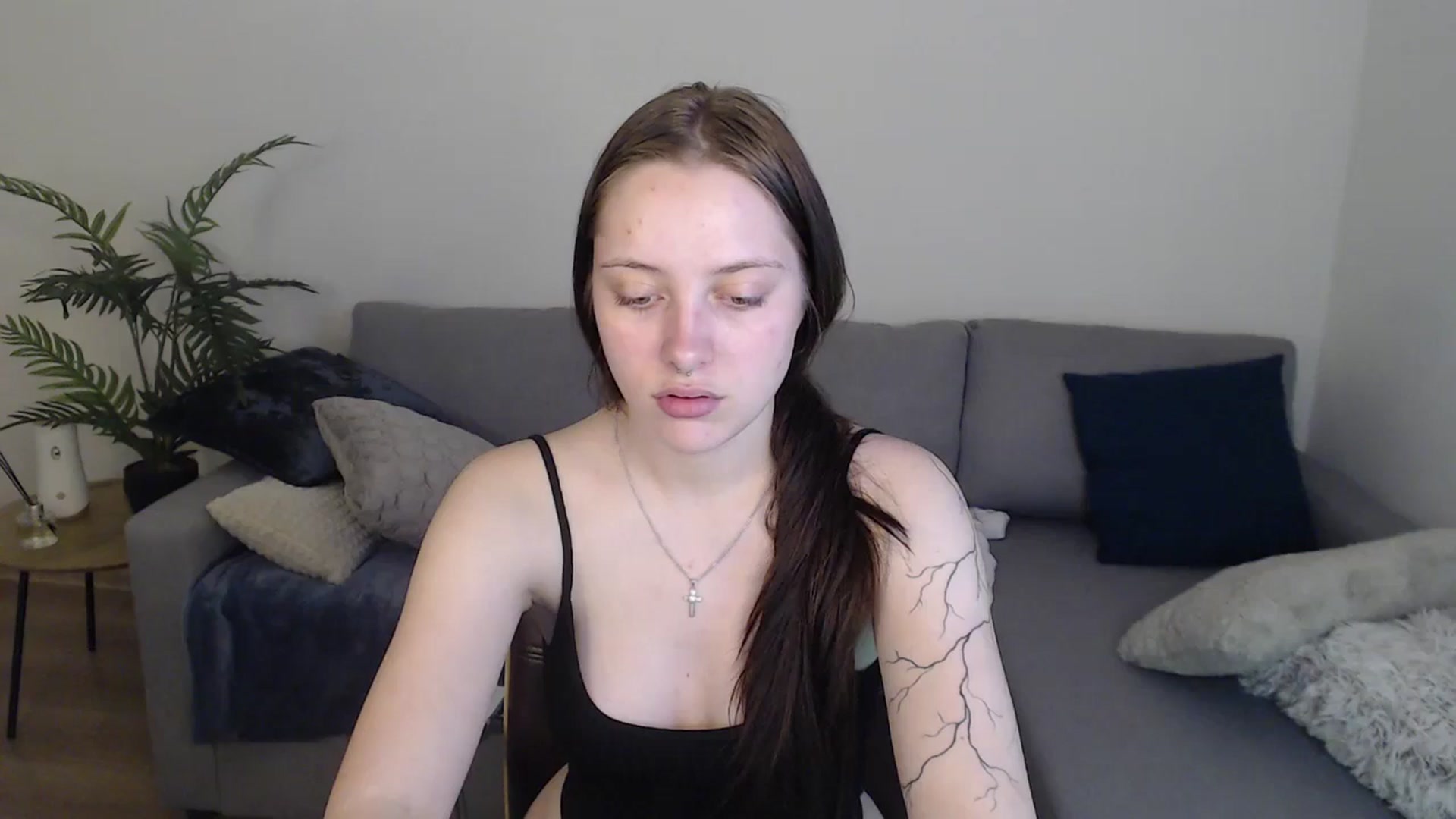 Gallery image thumbnail from SerenaSantos's myfreecams stream on, 04/27/2024, 12:26 image 14 of 20