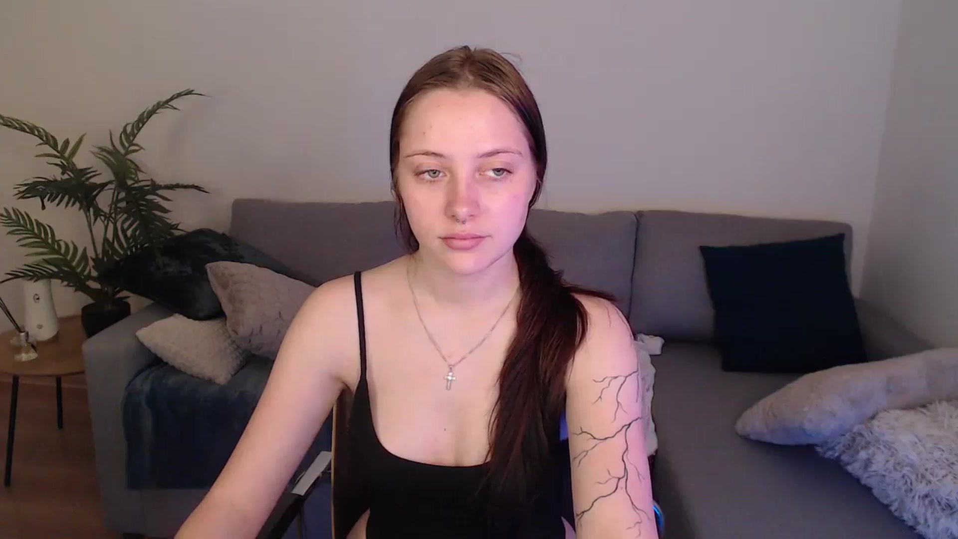 Gallery image thumbnail from SerenaSantos's myfreecams stream on, 04/27/2024, 12:26 image 13 of 20