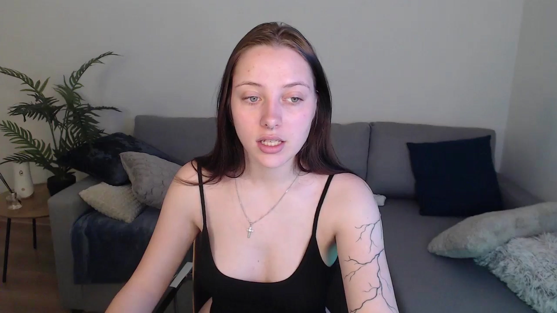 Gallery image thumbnail from SerenaSantos's myfreecams stream on, 04/27/2024, 12:26 image 5 of 20