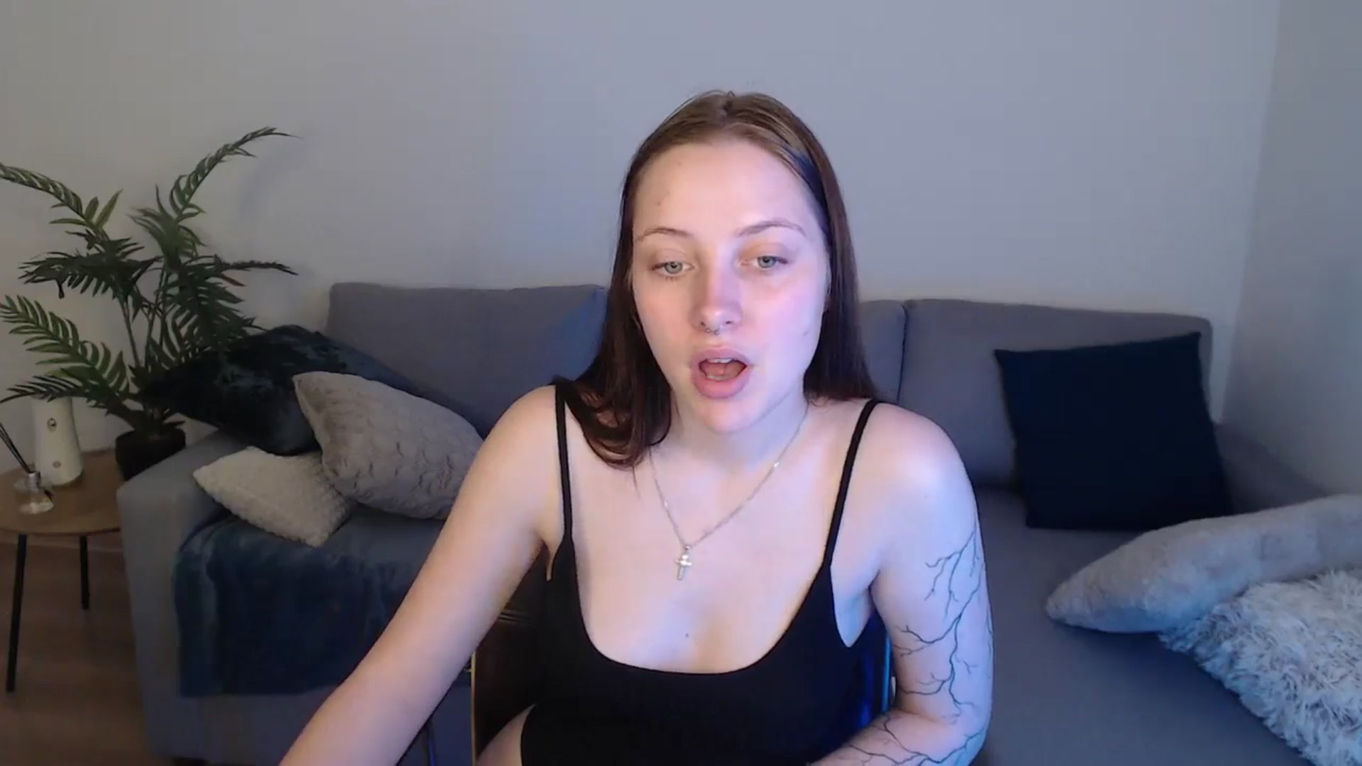 Gallery image thumbnail from SerenaSantos's myfreecams stream on, 04/27/2024, 12:26 image 3 of 20