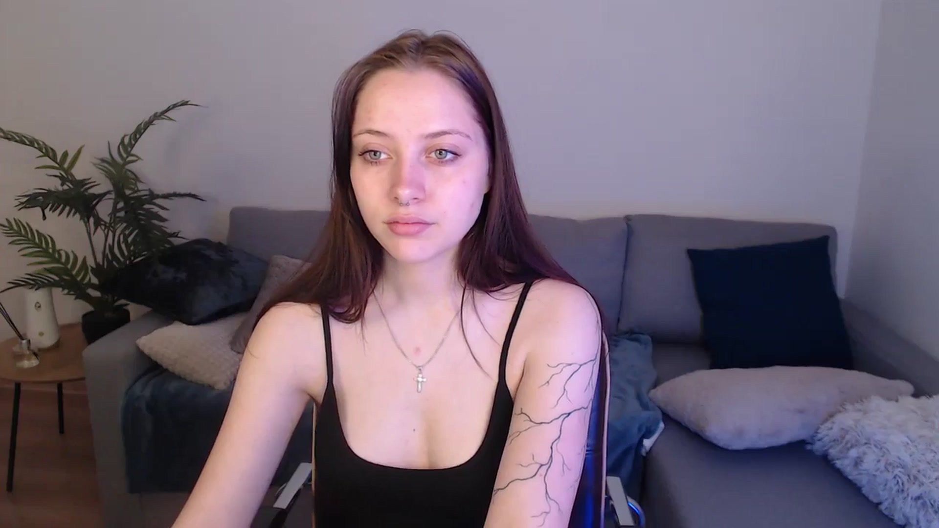 Gallery image thumbnail from SerenaSantos's myfreecams stream on, 04/29/2024, 09:16 image 10 of 20