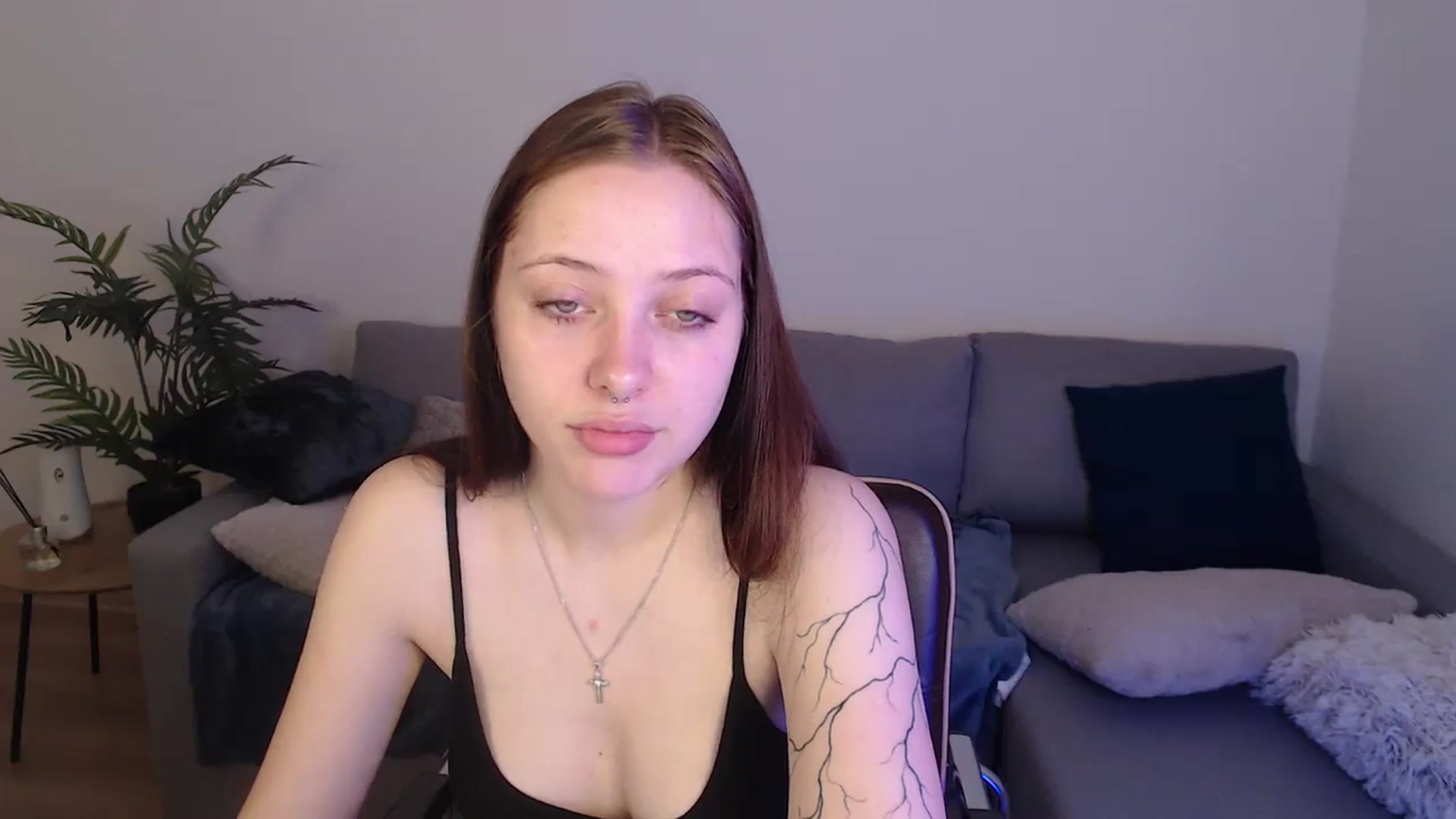 Gallery image thumbnail from SerenaSantos's myfreecams stream on, 04/29/2024, 09:16 image 9 of 20