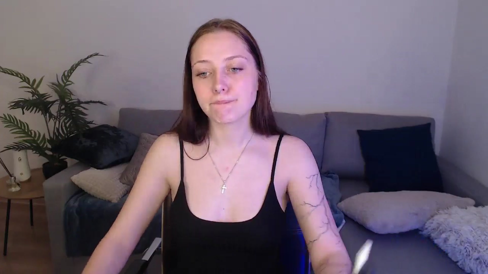 Gallery image thumbnail from SerenaSantos's myfreecams stream on, 04/29/2024, 11:29 image 3 of 20