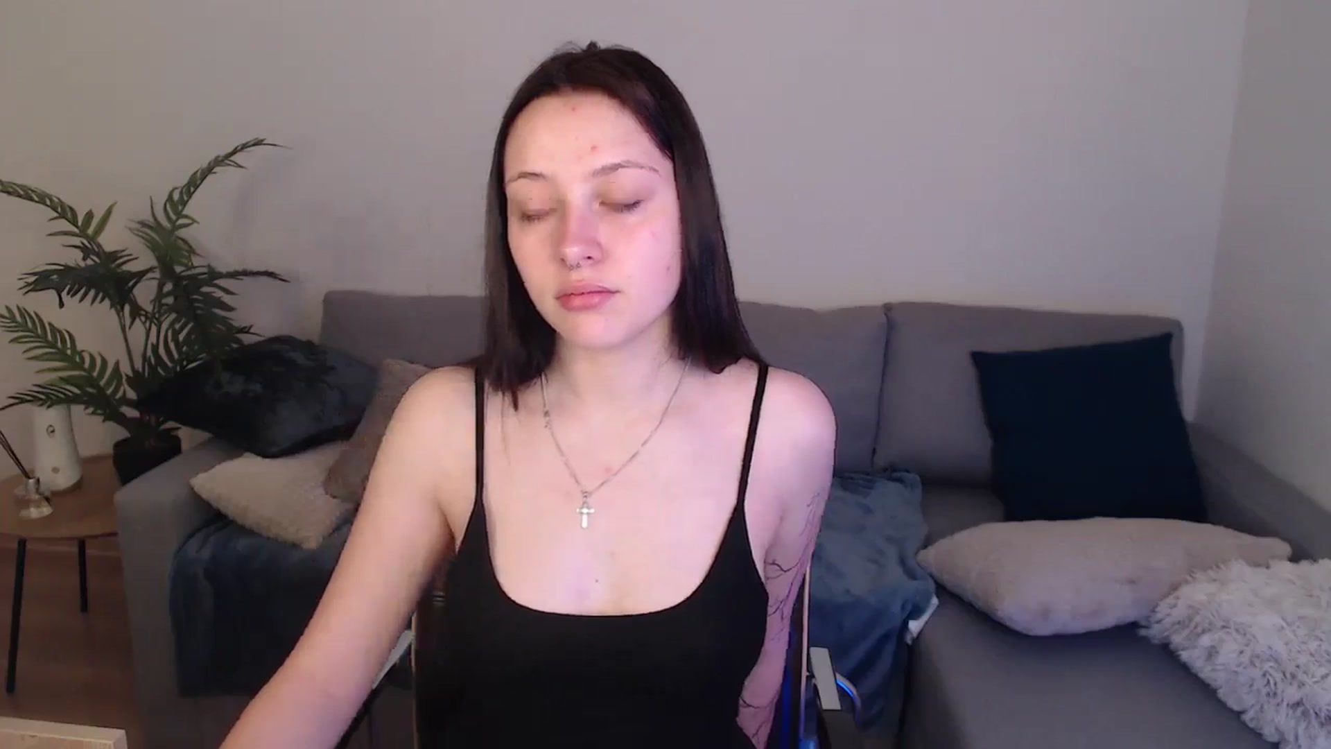 Gallery image thumbnail from SerenaSantos's myfreecams stream on, 05/03/2024, 09:06 image 5 of 20